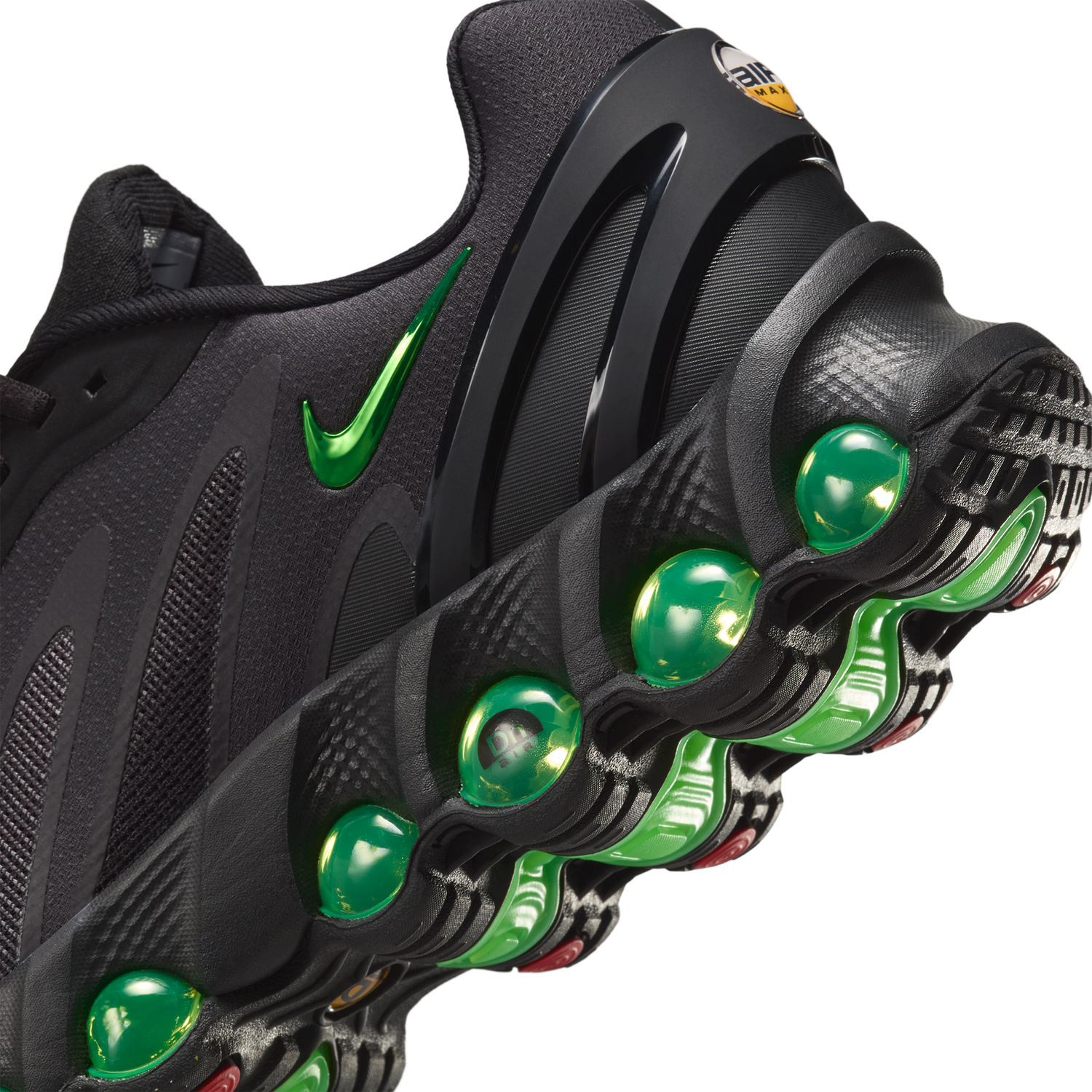 Nike Air Max DN8 - Men's - Black/Green Strike/Dk Smoke Grey