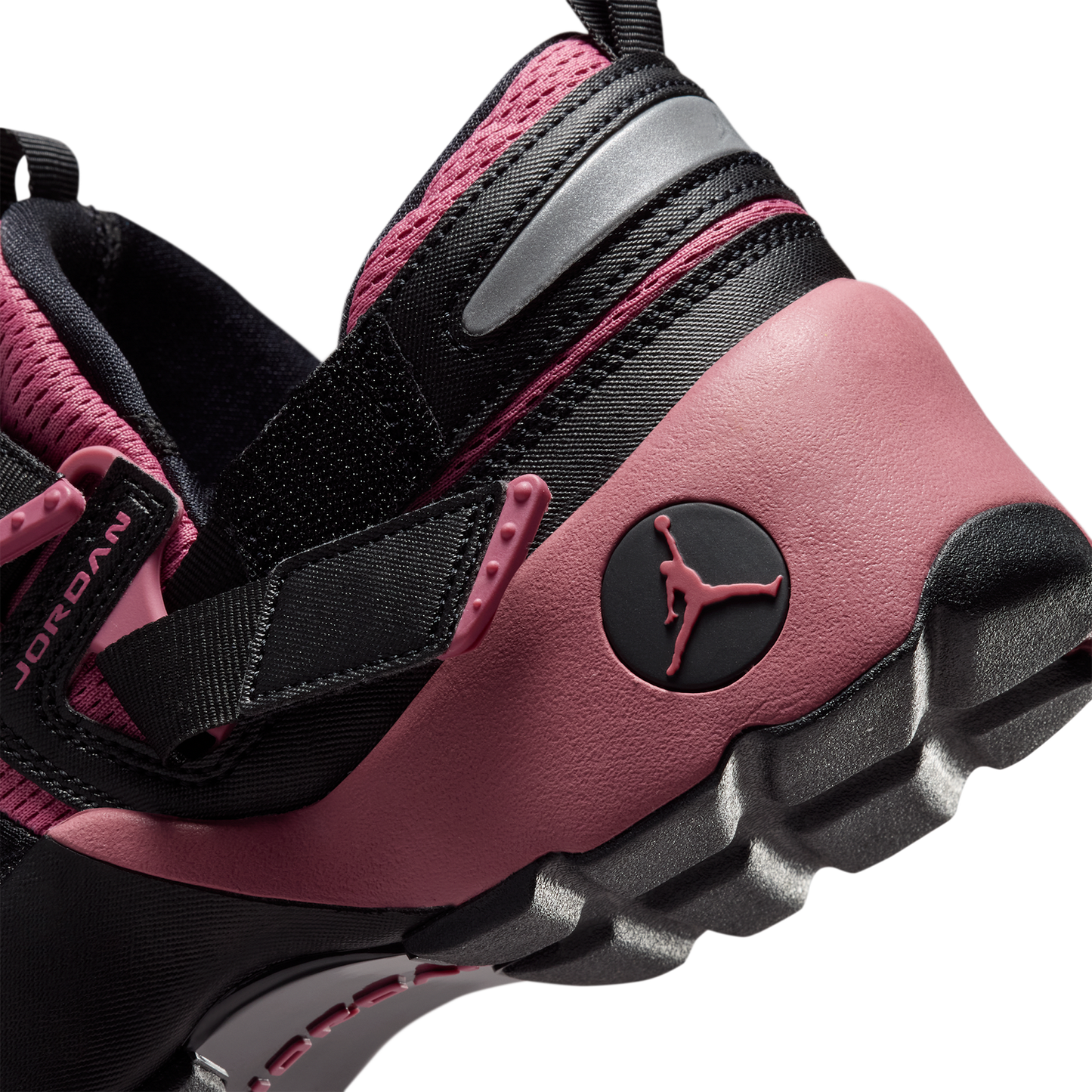 Jordan Trunner LX - Women's - Black/Desert Berry/Reflective Silver