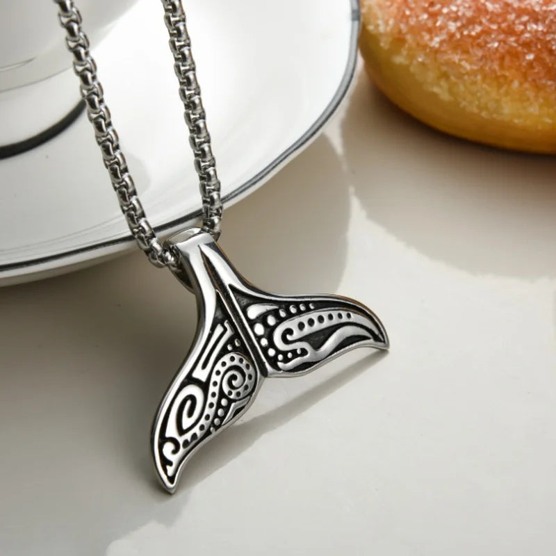 Maori Whale Tail Necklace - foto 3