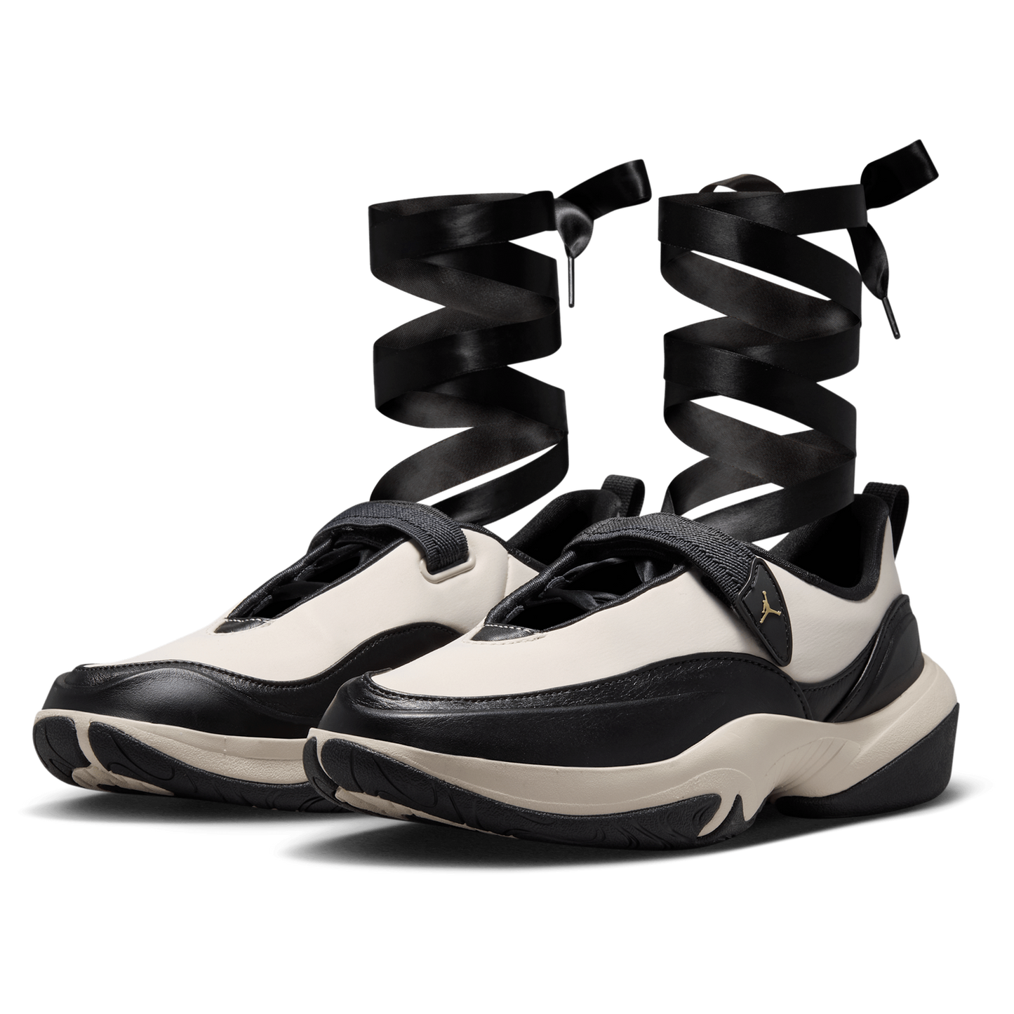Jordan Pointe - Women's - Black/Flt Gold Star/Chalk