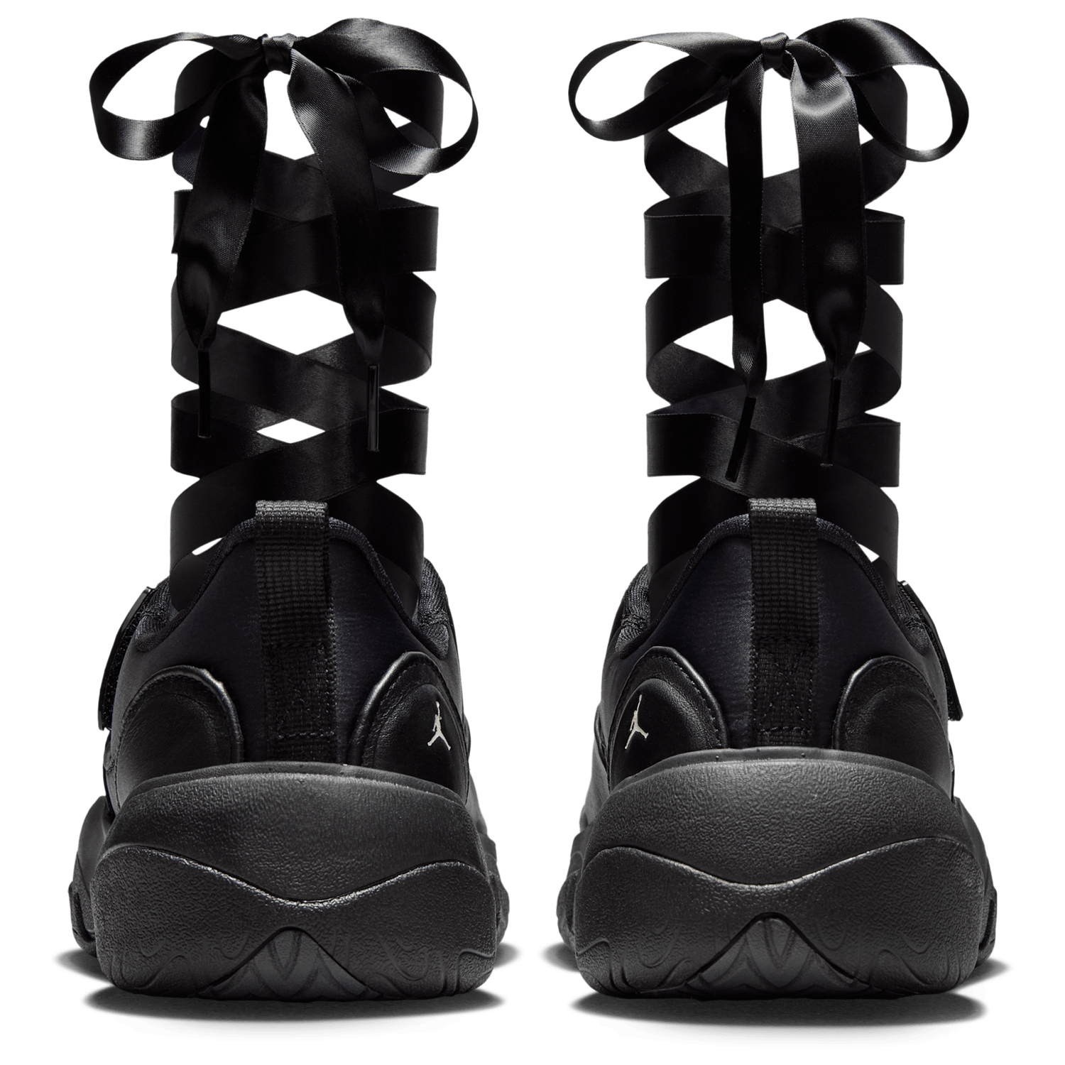 Jordan Pointe - Women's - Black/Anthracite/Summit White