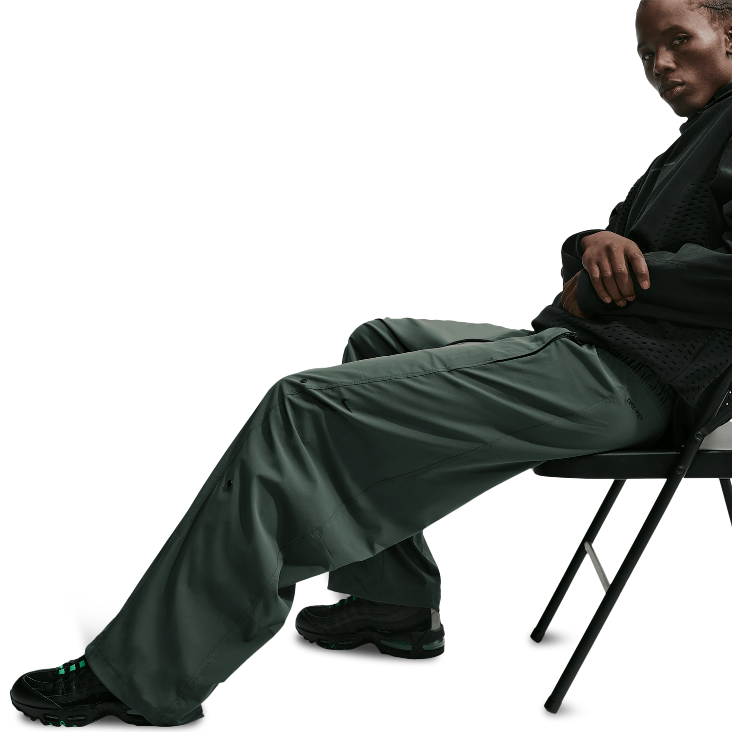 Nike Dri-Fit Tech Helios Sun Pant - Men's - Black/Camo Green