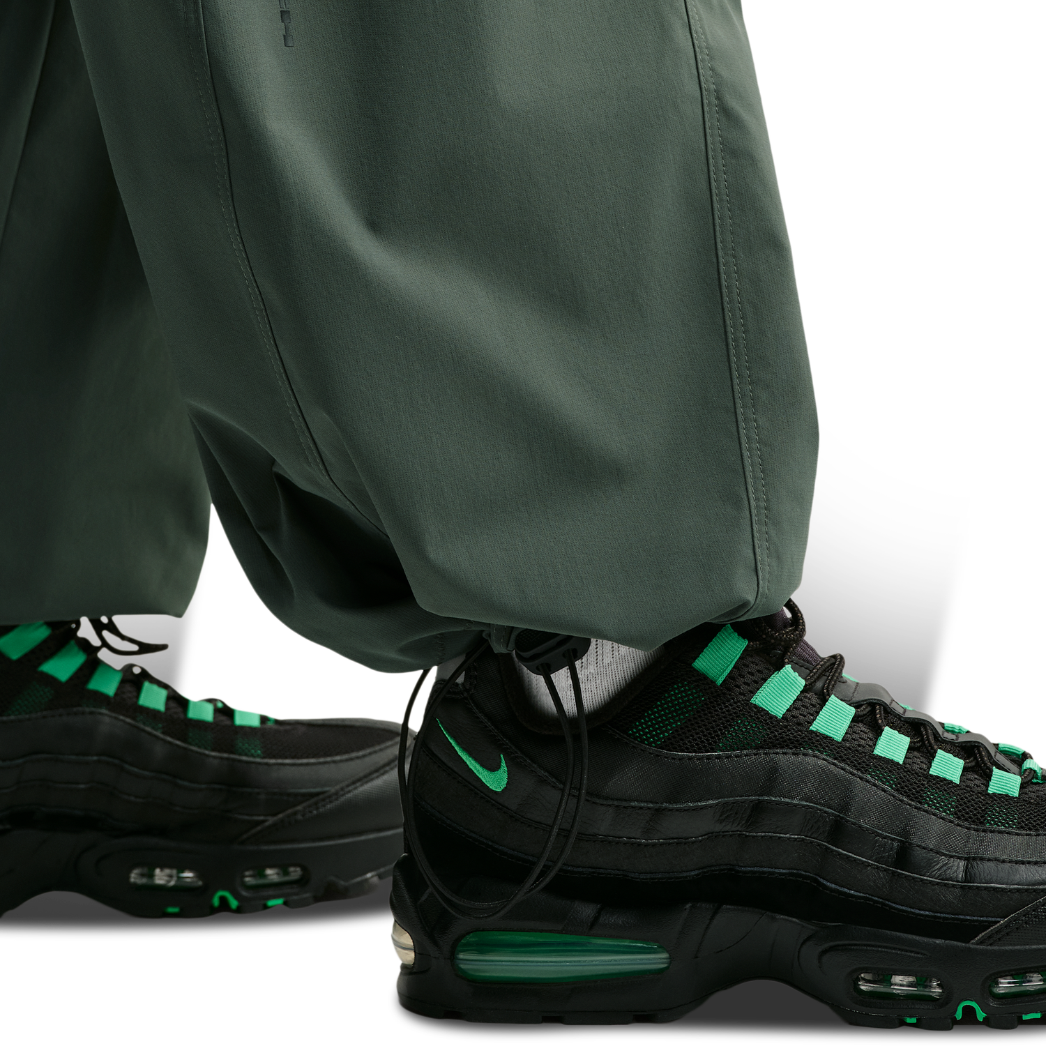 Nike Dri-Fit Tech Helios Sun Pant - Men's - Black/Camo Green