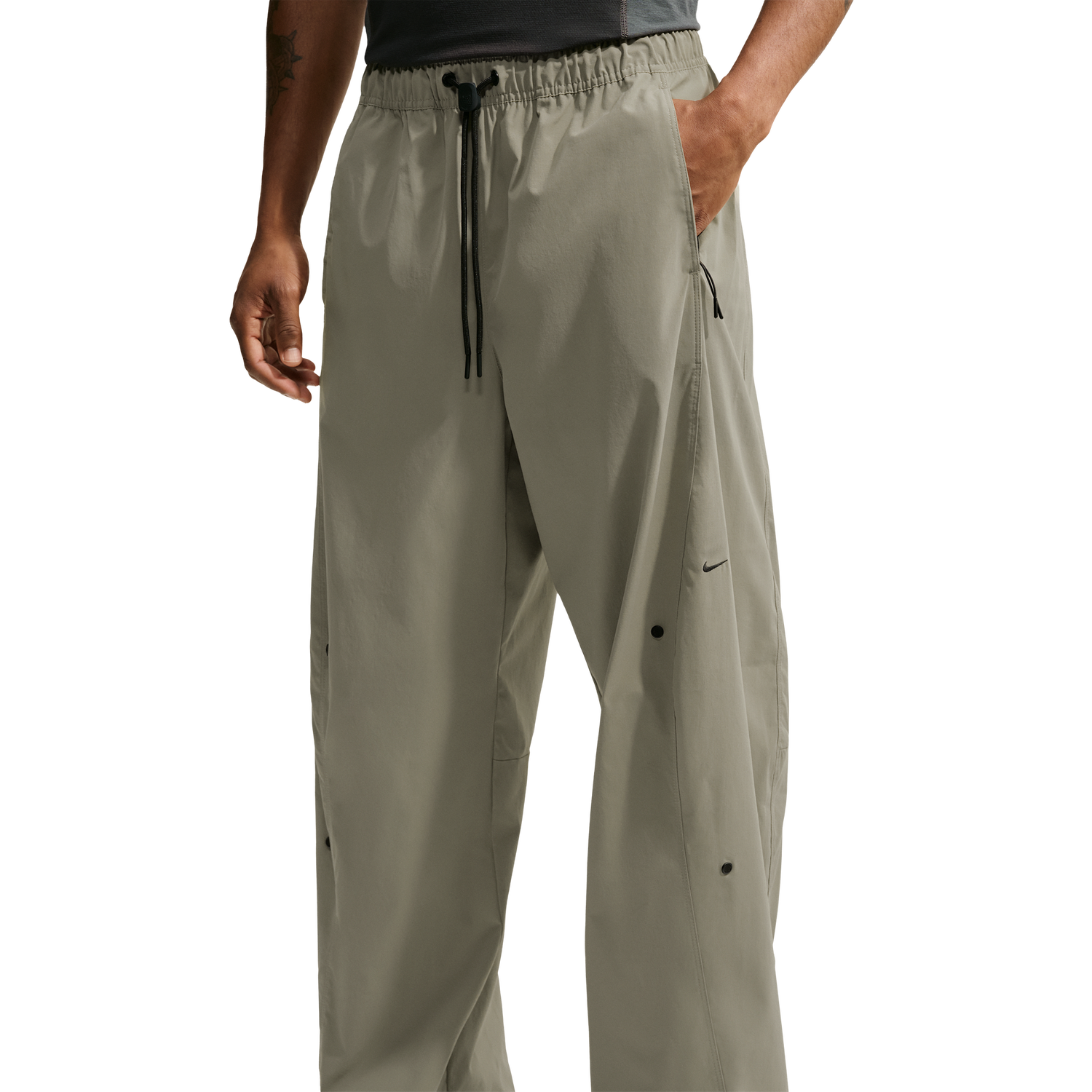 Nike Dri-Fit Tech Helios Sun Pant - Men's - Black/Light Army