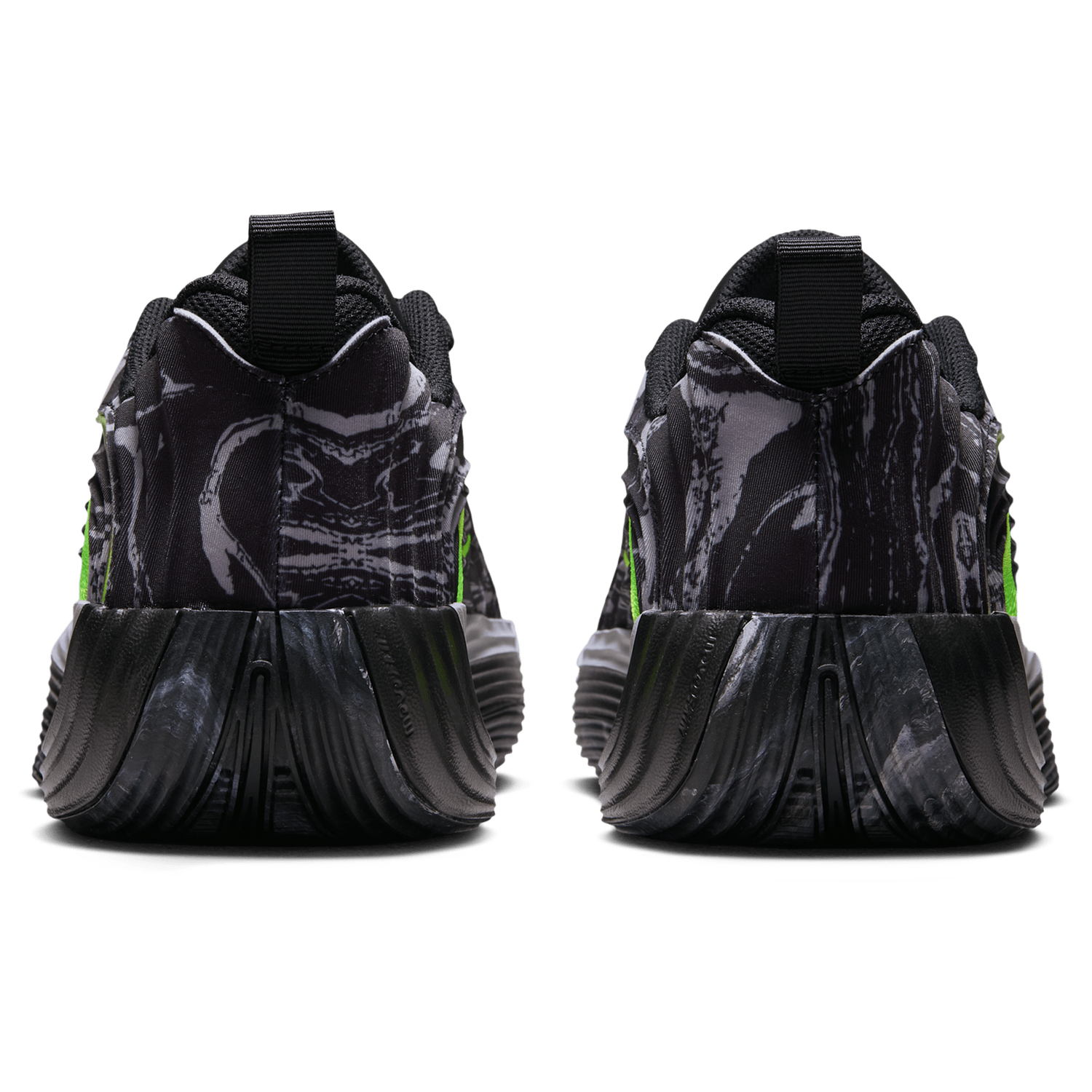 Nike Giannis Immortality 5 - Men's - Black/Volt/Light Smoke Grey