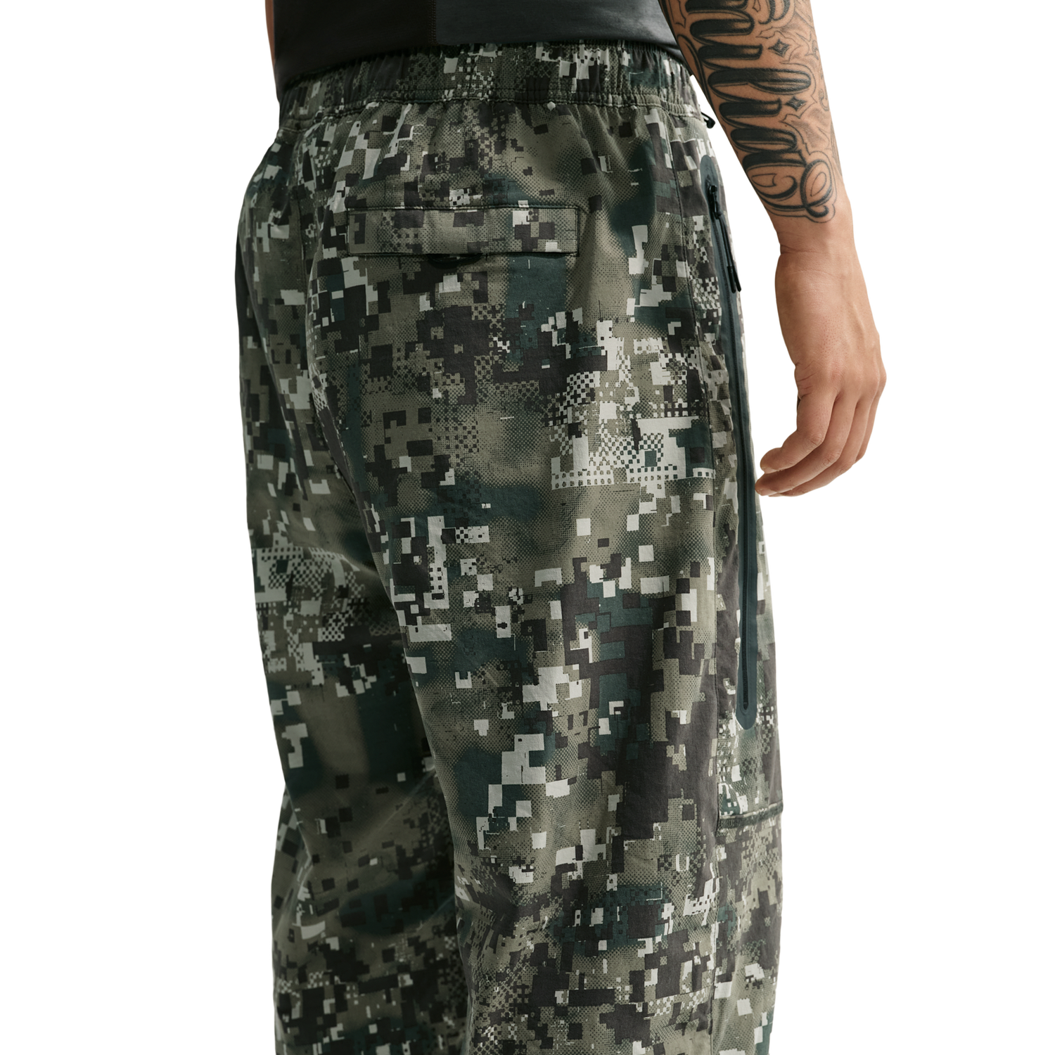 Nike Tech Dri-FIT Woven Pant AOP - Men's - Silver Sage/Black