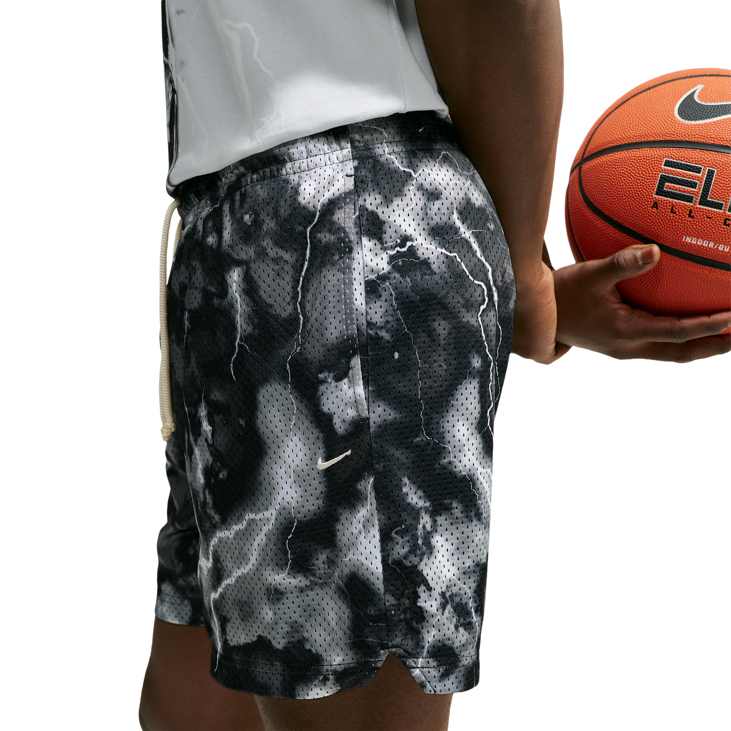 Nike Dri-FIT Standard Issue Mesh 5in Short Skul - Men's - Smoke Grey/Black/Pale Ivory