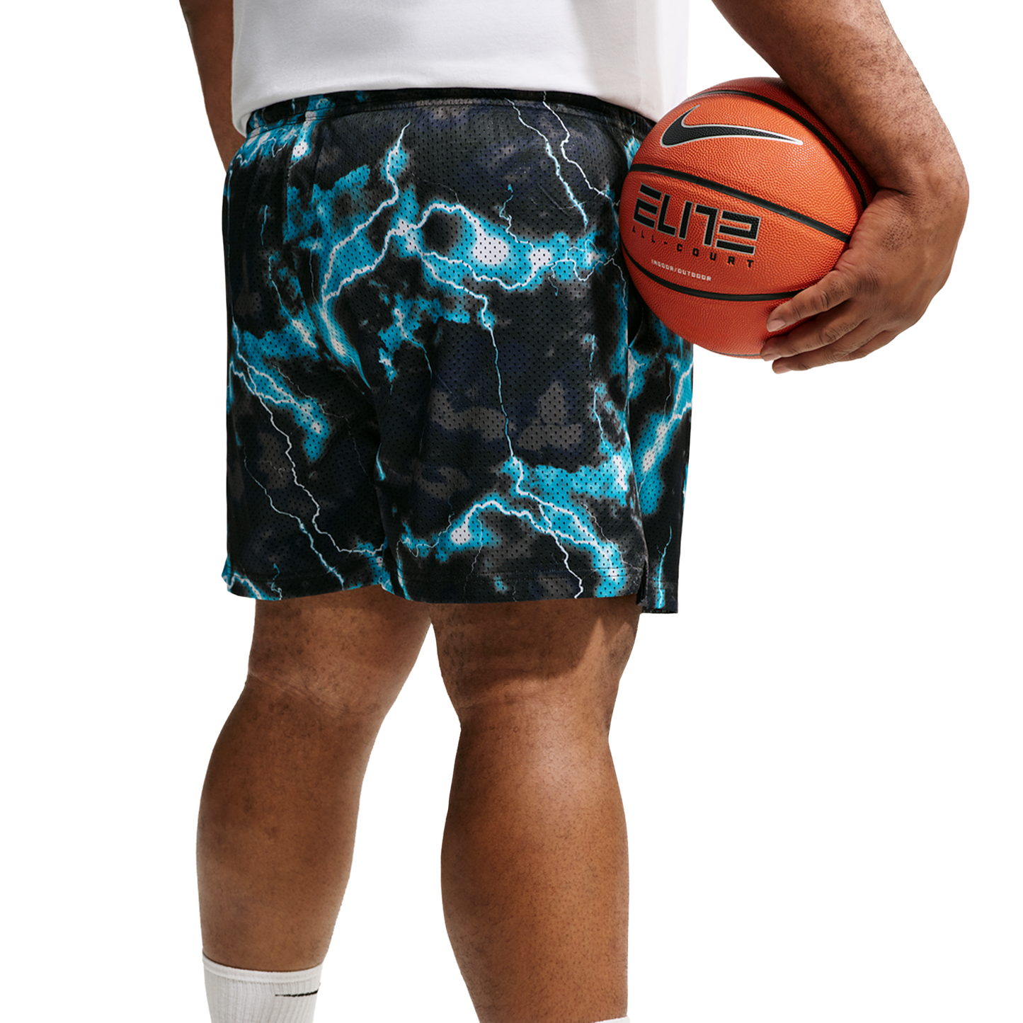 Nike Dri-FIT Standard Issue Mesh 5in Short Skul - Men's - Light Current Blue/Black/Pale Ivory