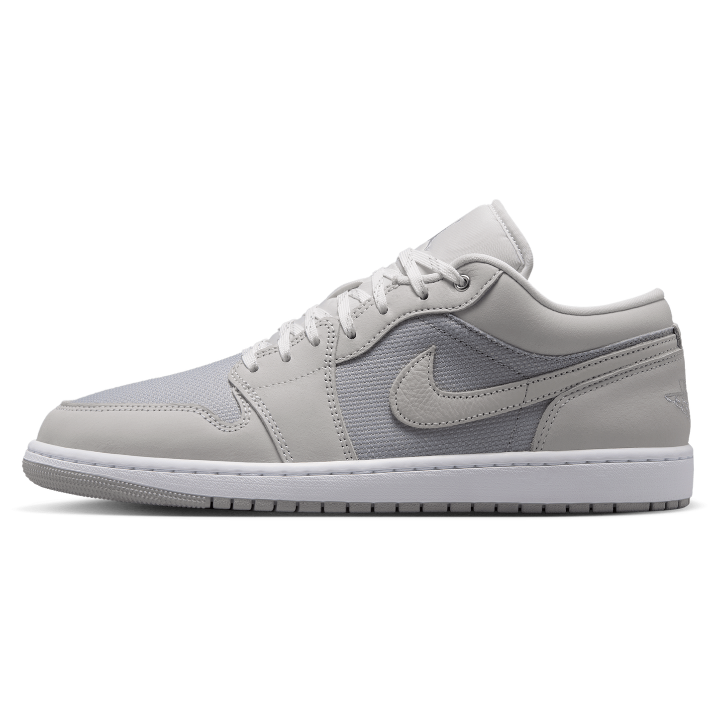 Jordan Air Jordan 1 Low SE - Men's - Off White/Light Smoke Grey/Soft Pearl