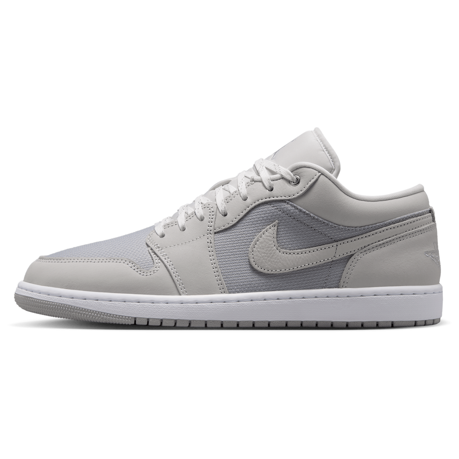 Jordan Air Jordan 1 Low SE - Men's - Off White/Light Smoke Grey/Soft Pearl