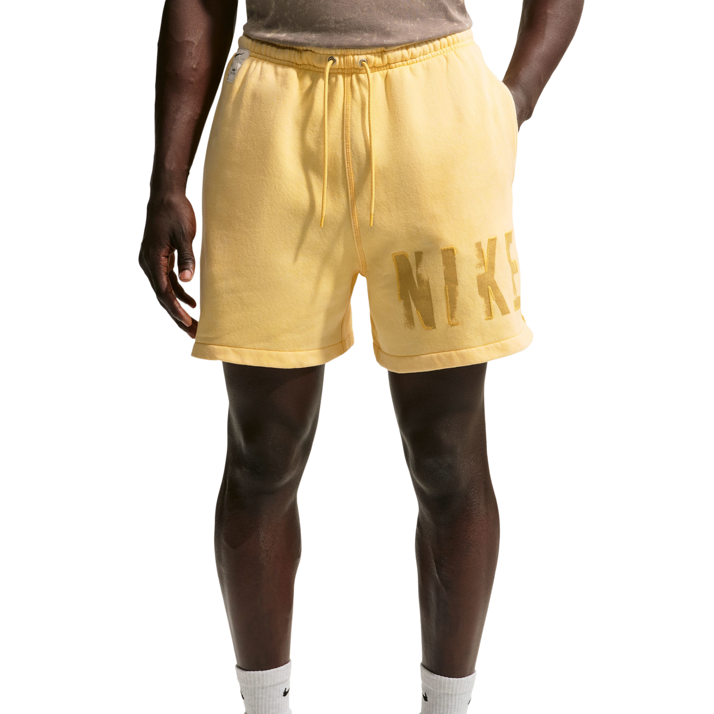Nike Club Flow Basketball Short - Men's - Yellow/Yellow