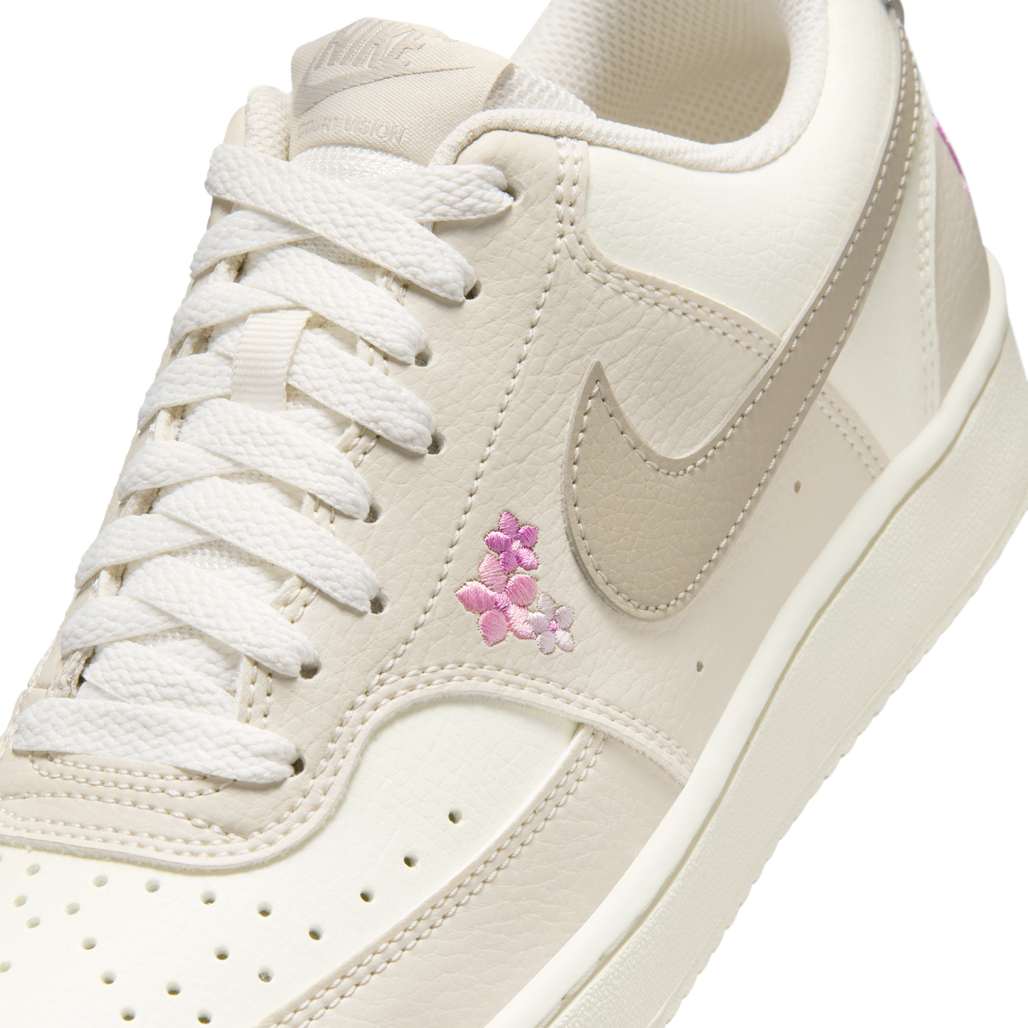 Nike Court Vision Lo SE - Women's - Cream Ii/Sail/Lt Orewood Brn