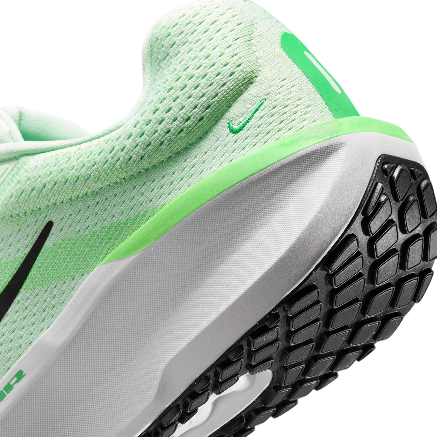 Nike Air Winflow 11 - Men's - Barely Green/Black/Green Strike