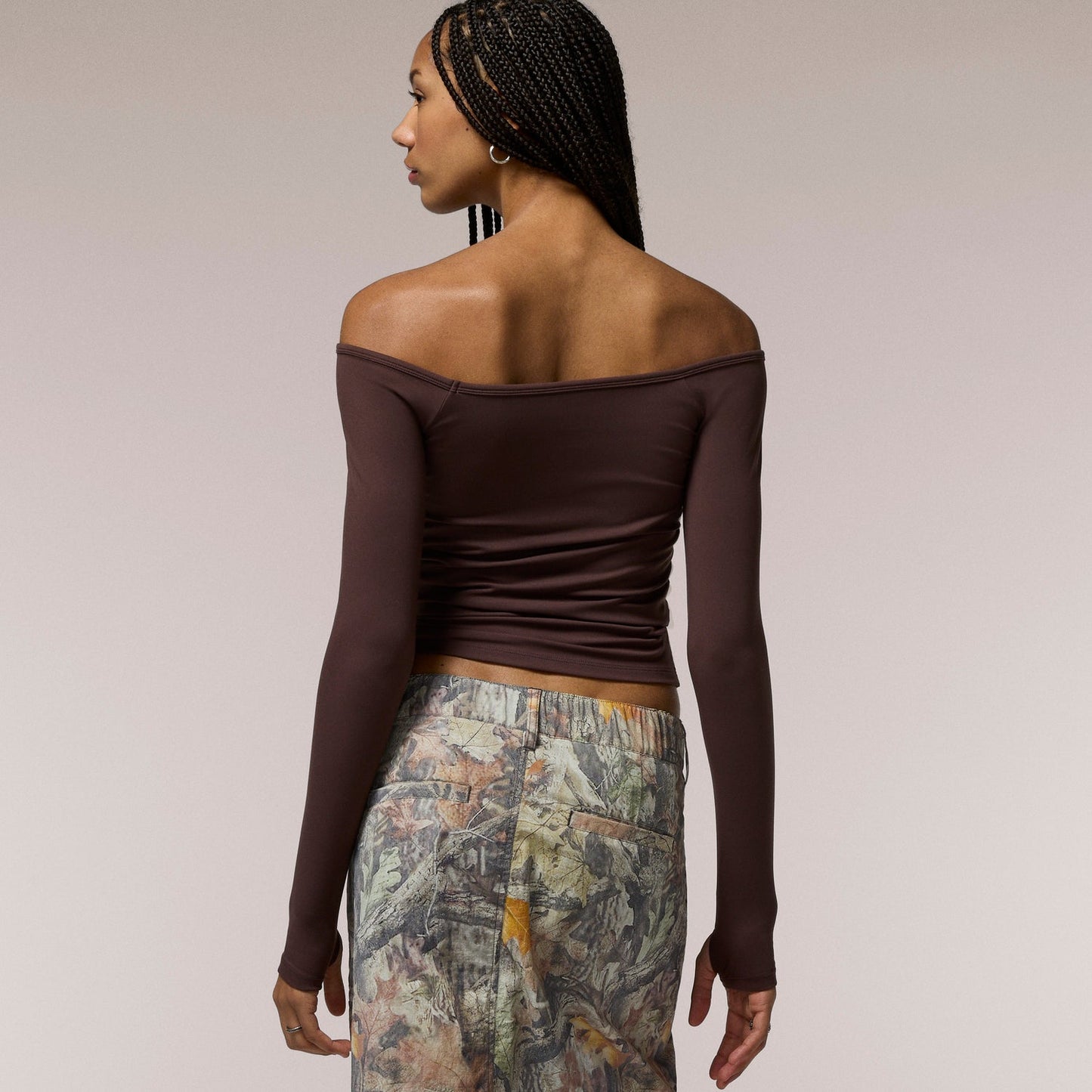 Cozi Yuli Off Shoulder Smoothing Top - Women's - Chocolate