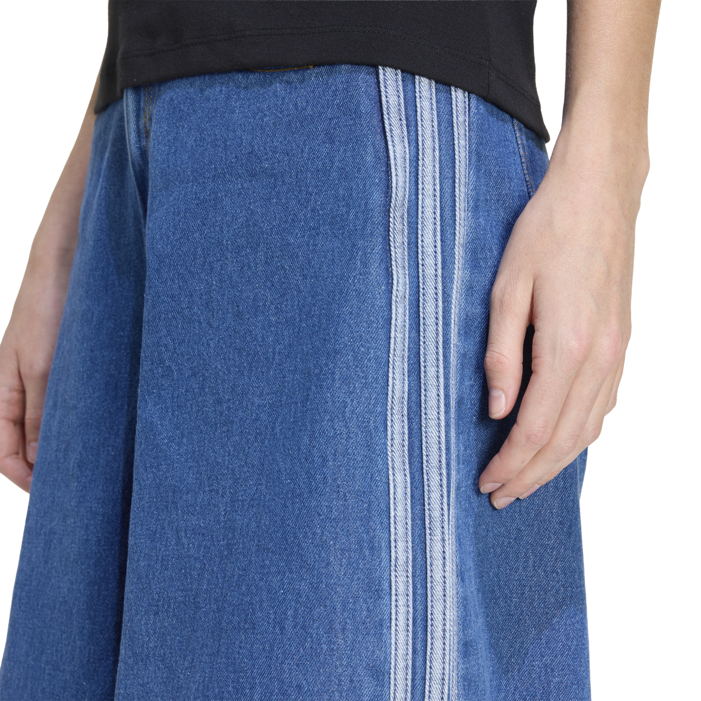 adidas Firebird Jort - Women's - Vintage Denim/White