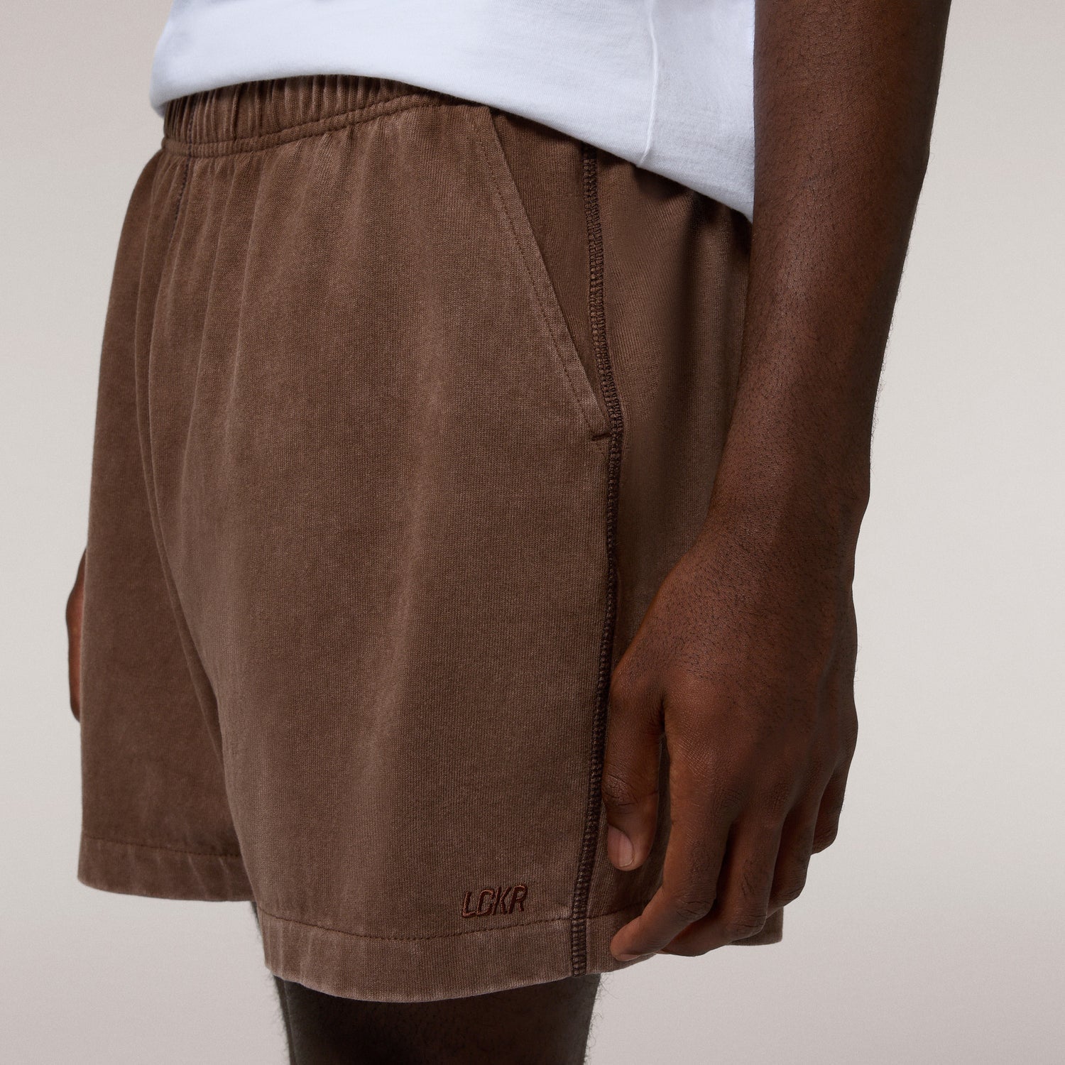 LCKR Heavyweight 6" Inseam Shorts - Men's - Chestnut