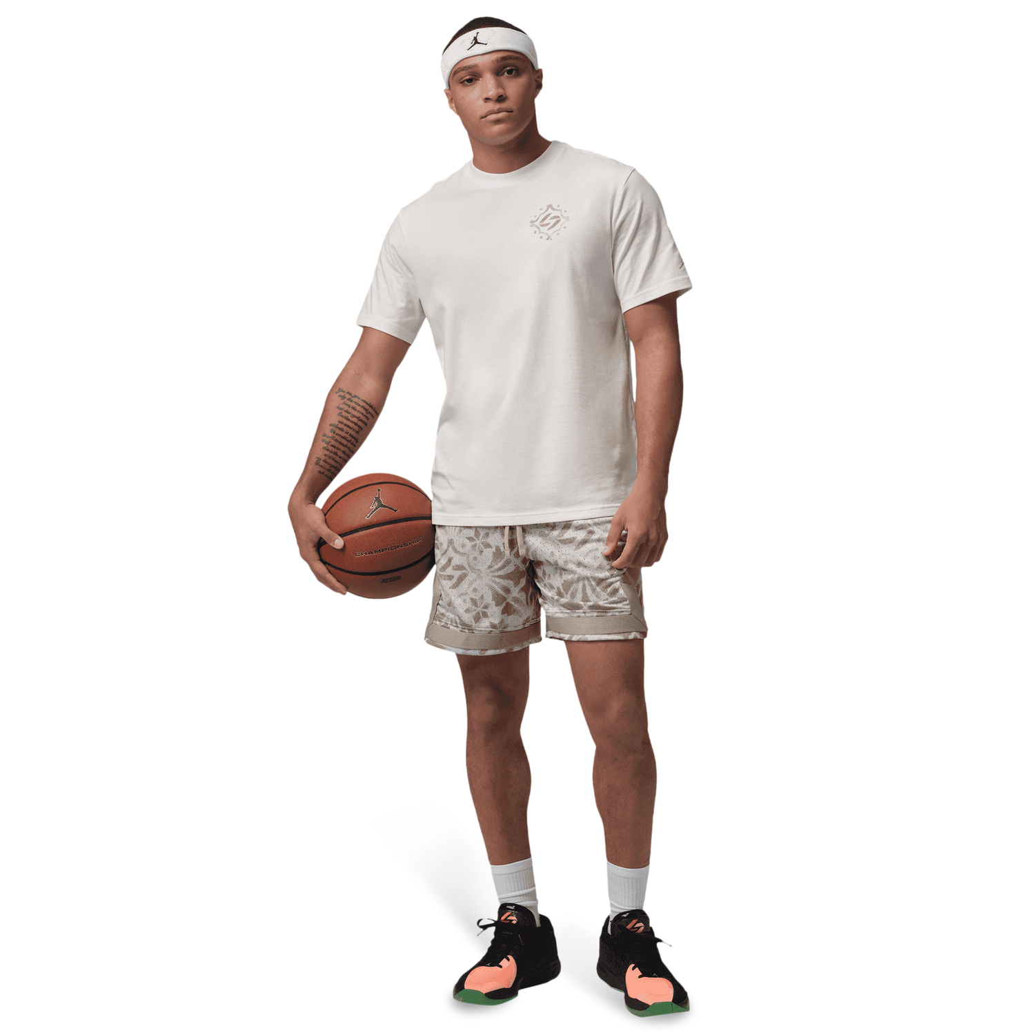 Jordan Demand SPT Short - Men's - Khaki/Varsity Red