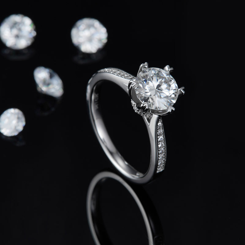 Polaris Round Cut Moissanite Ring - foto 13