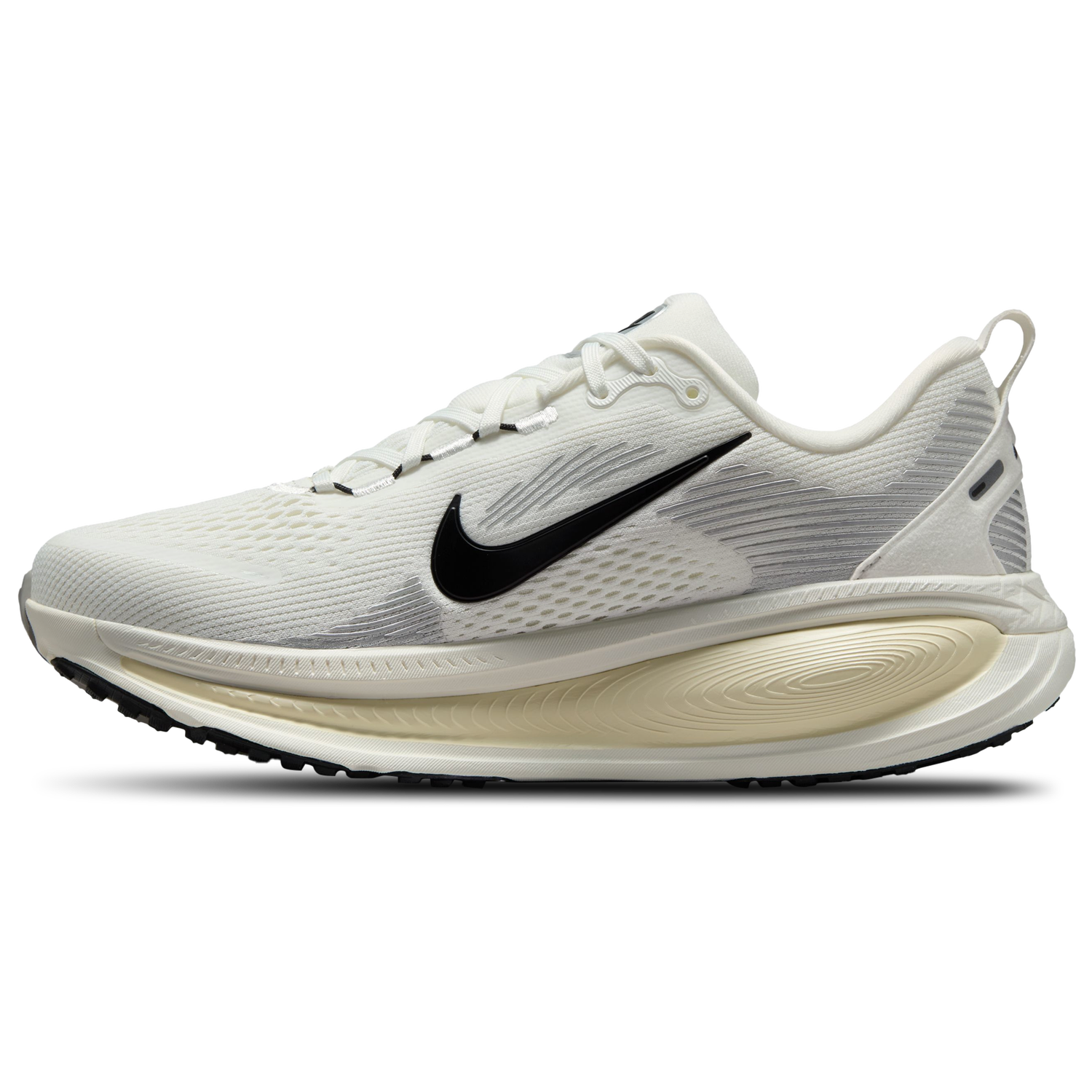 Nike Vomero 18 - Women's - Summit White/Black/Coconut Milk