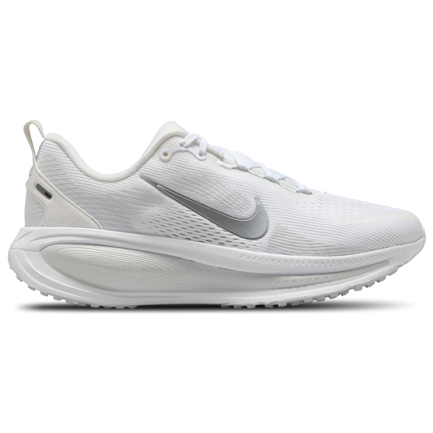 Nike Vomero 18 - Women's - White/Metallic Silver