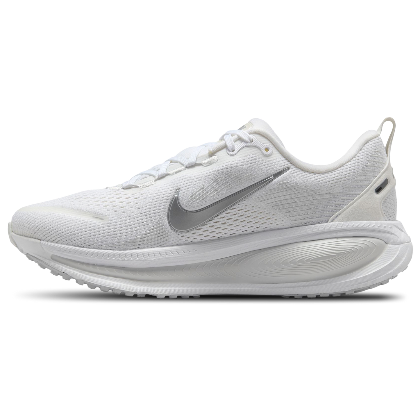 Nike Vomero 18 - Women's - White/Metallic Silver