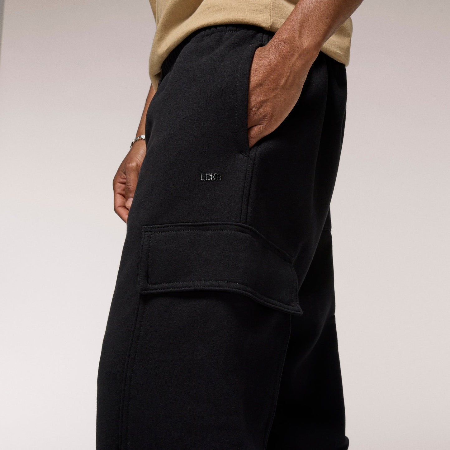 LCKR Trinity Baggy Cargo Fleece Sweatpants - Men's - Black