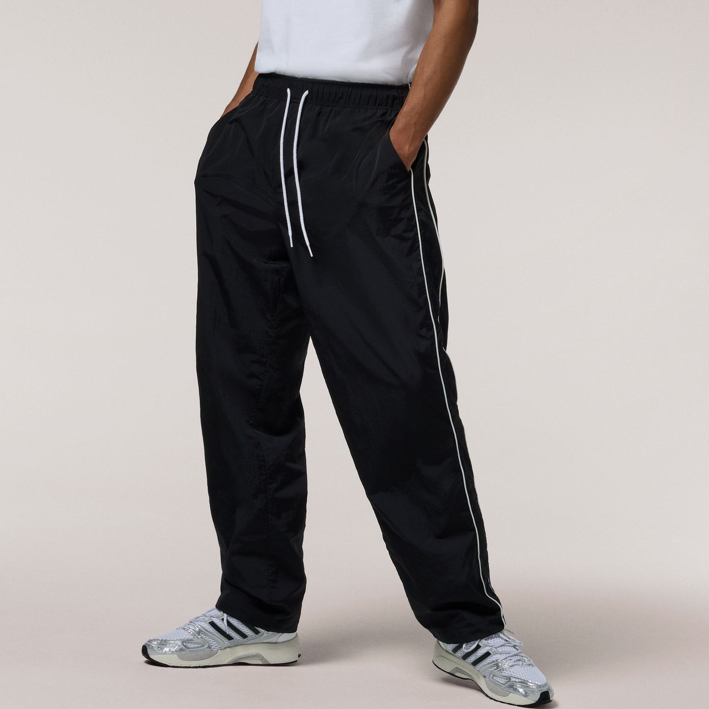 LCKR Keaton Relaxed Fit Wind Pants - Men's - Black