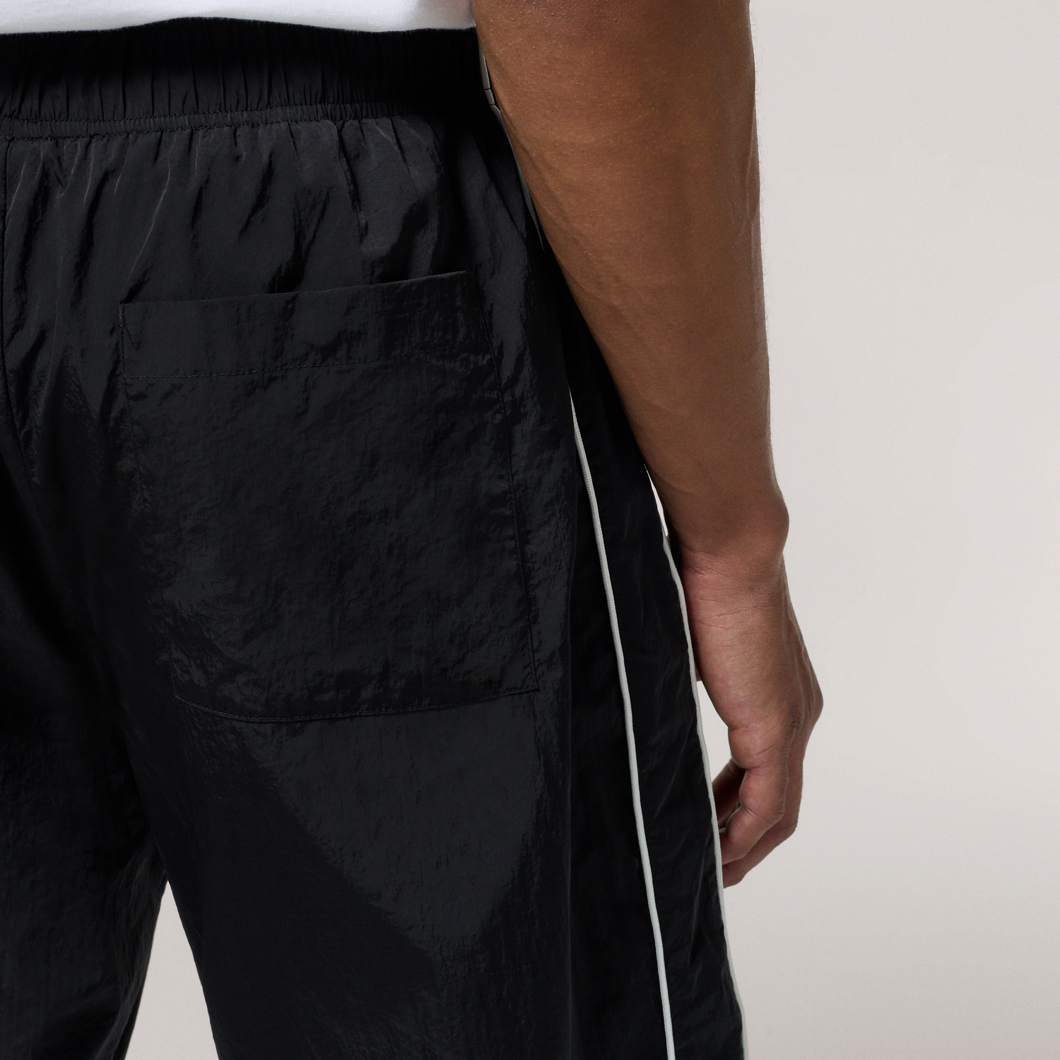 LCKR Keaton Relaxed Fit Wind Pants - Men's - Black