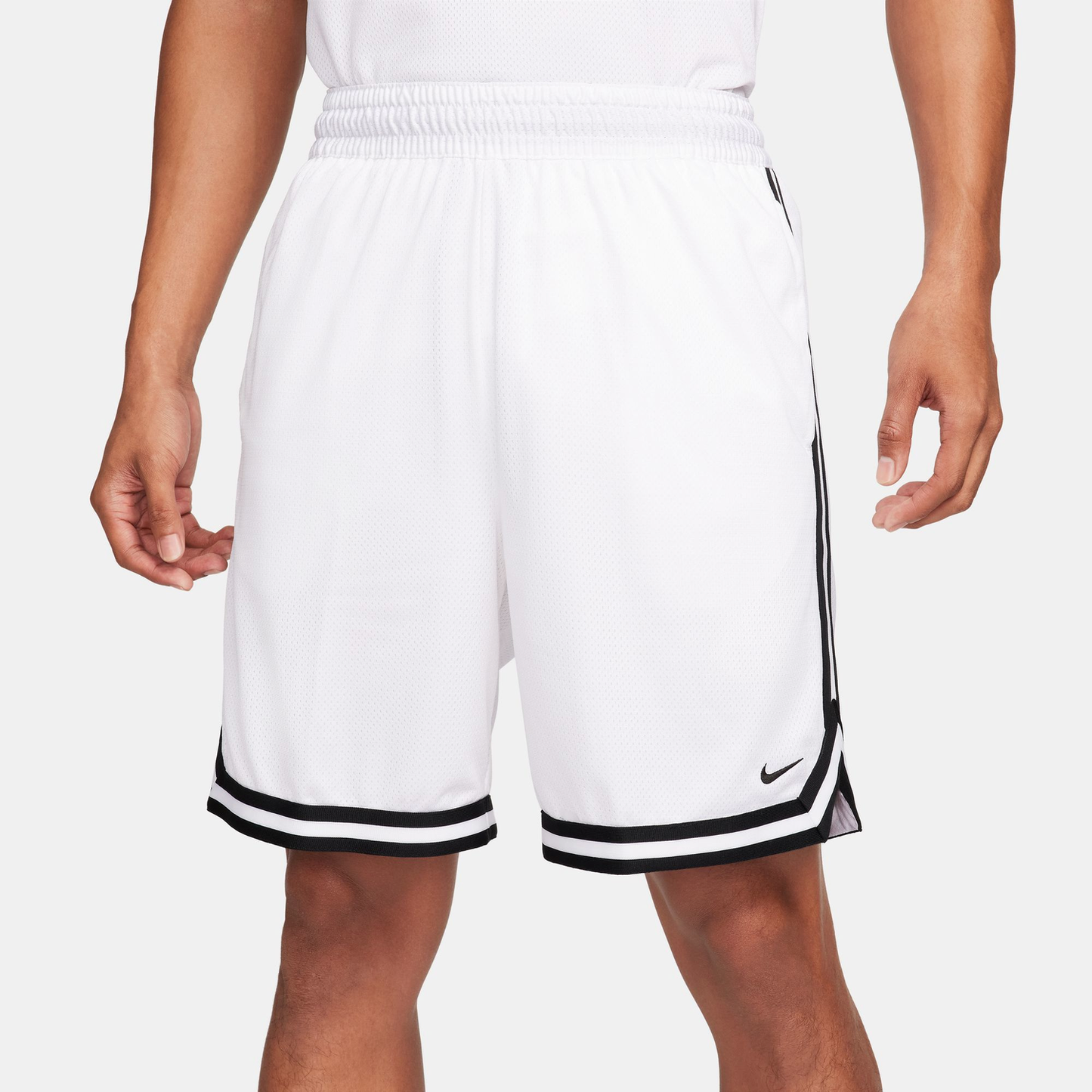 Nike Dri-FIT DNA 8 Inch Shorts - Men's - Black/White (N2651100)