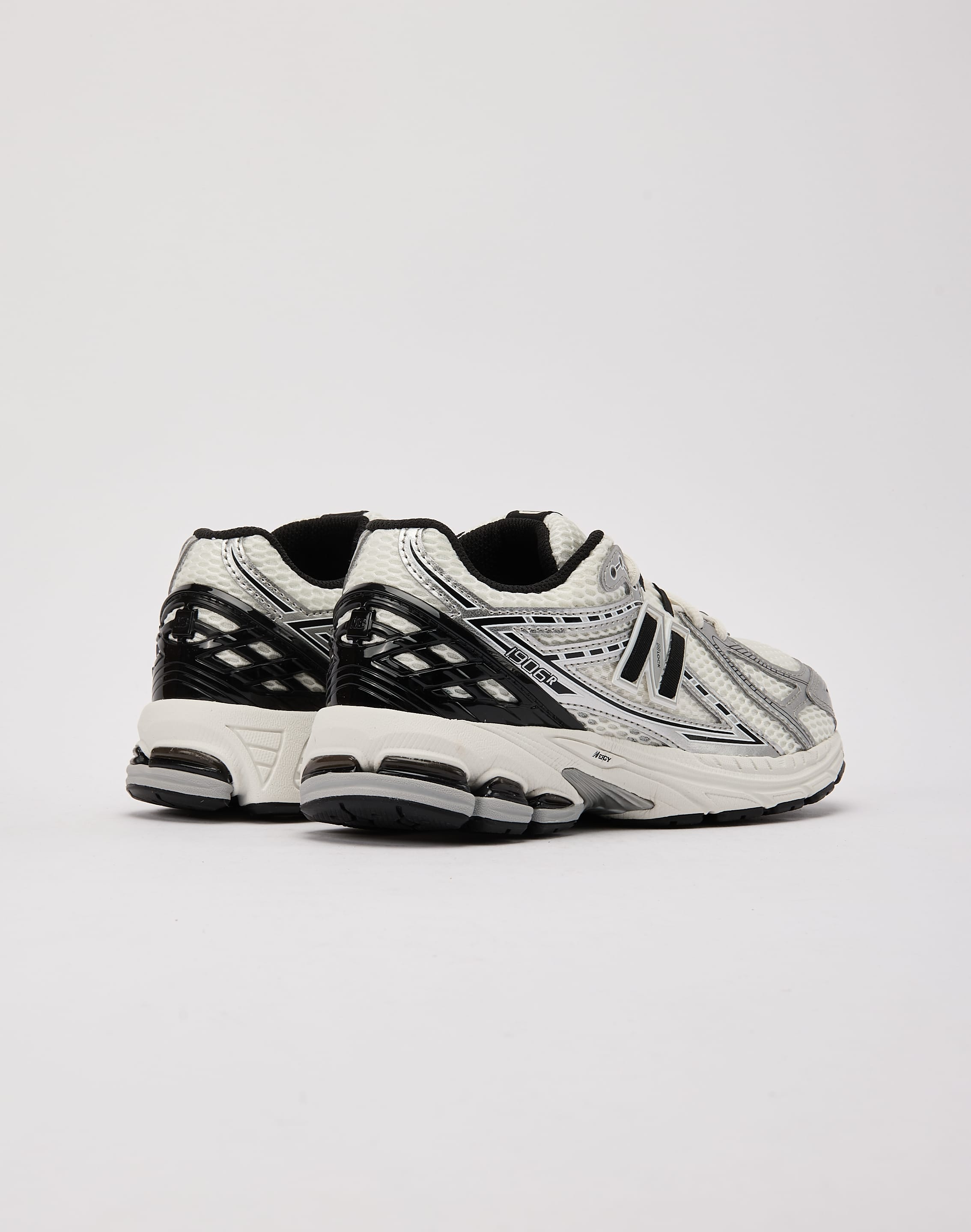New Balance 1906R Grade-School