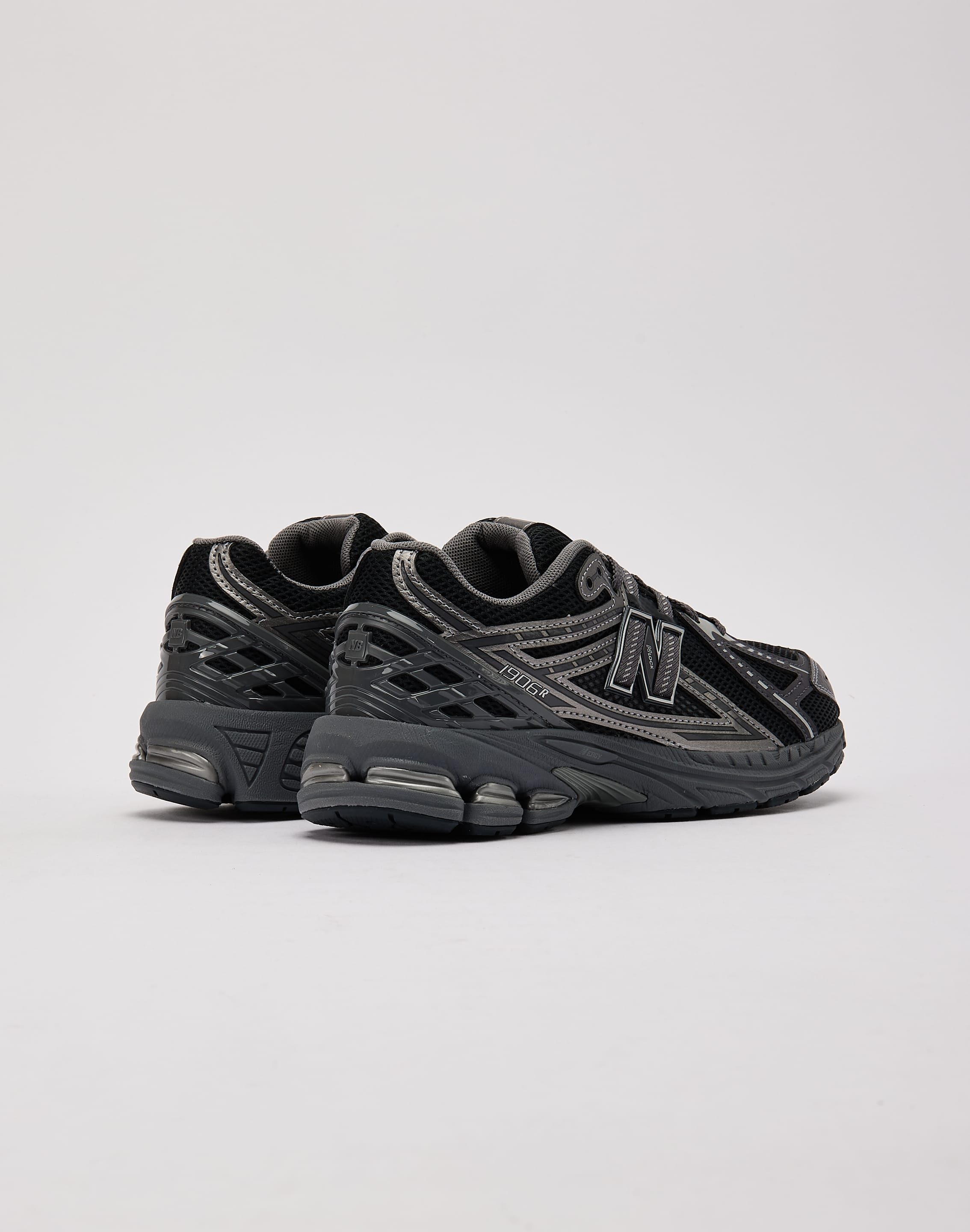 New Balance 1906R Grade-School
