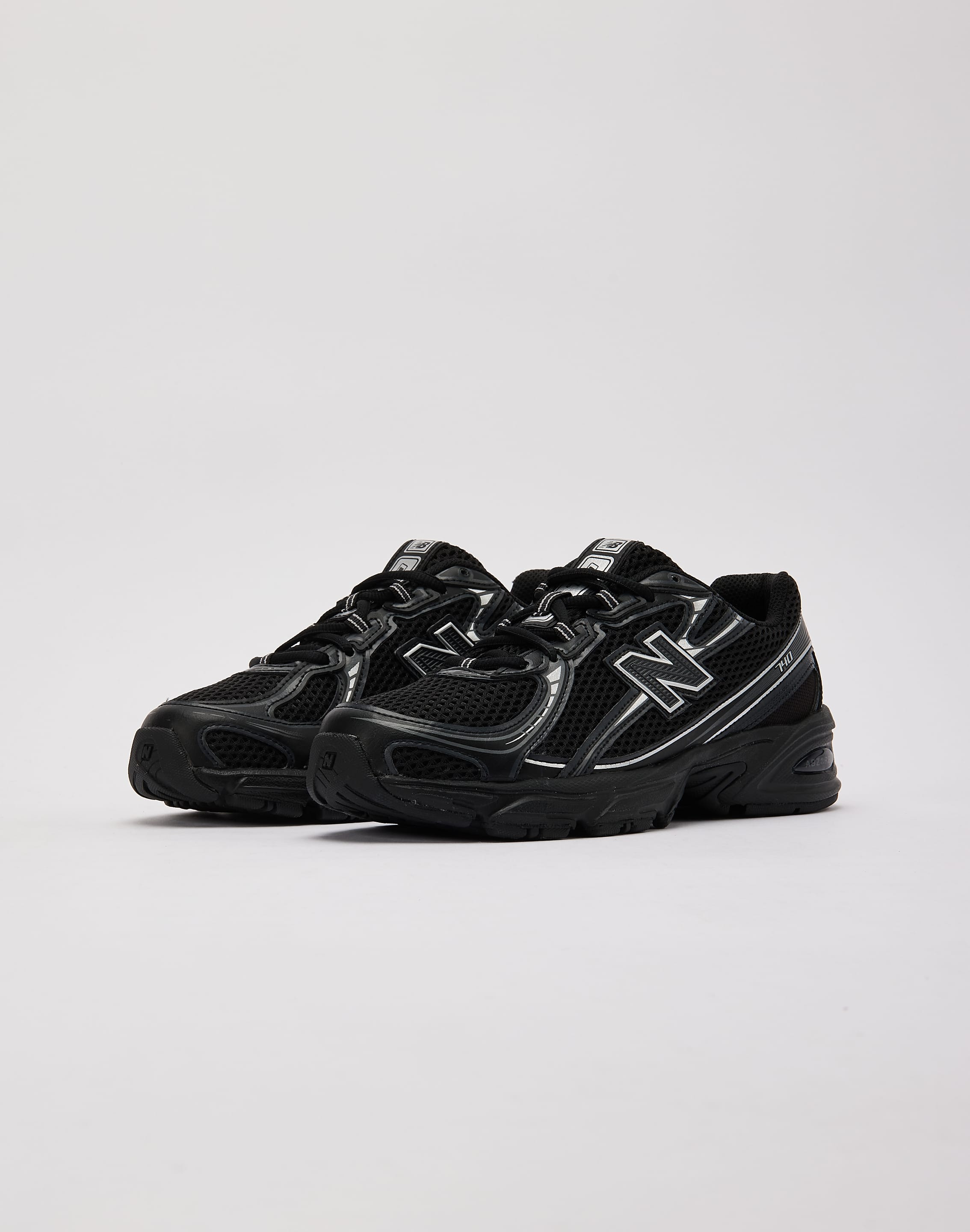 New Balance 740 Grade-School