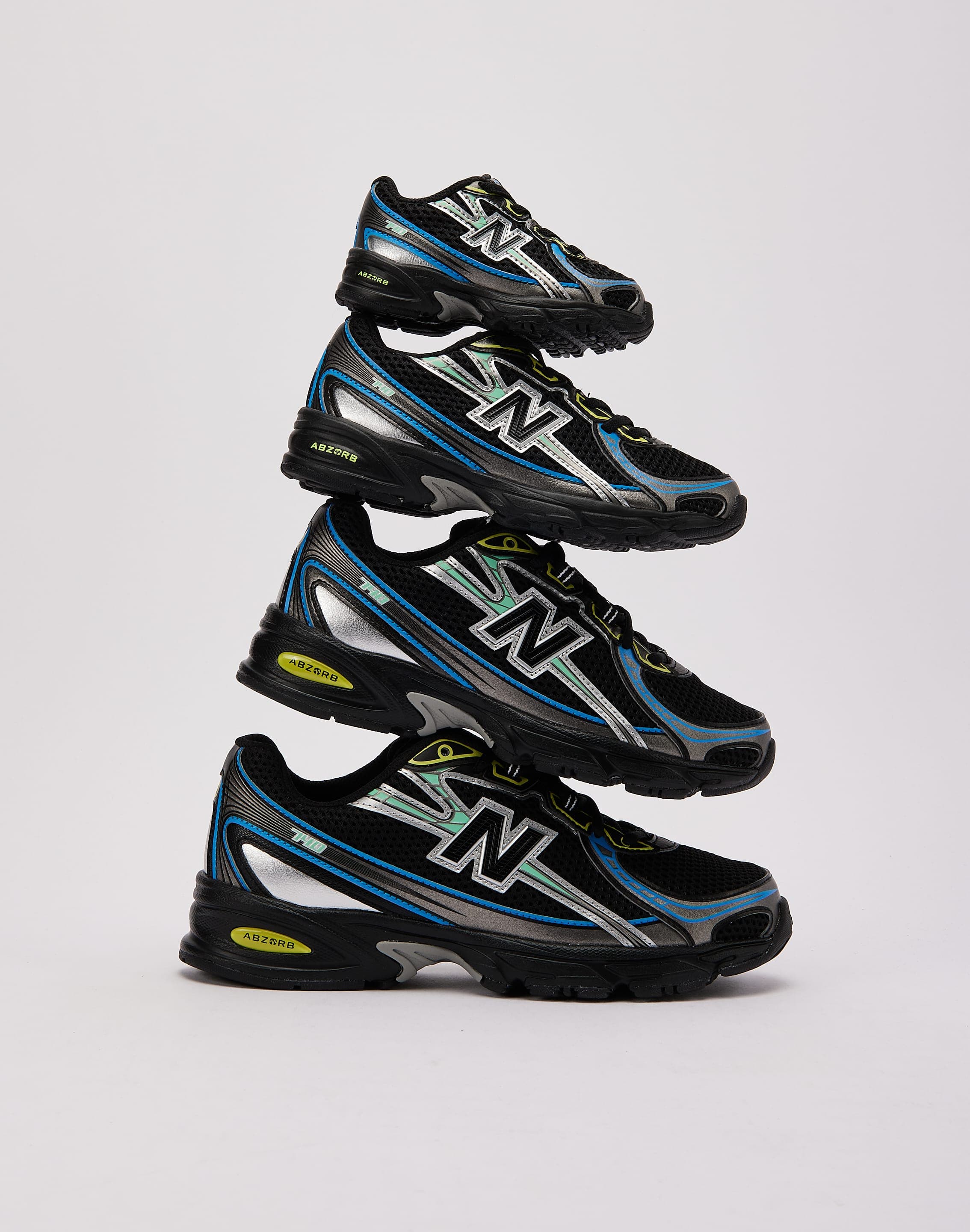 New Balance  740 'Night Moves'