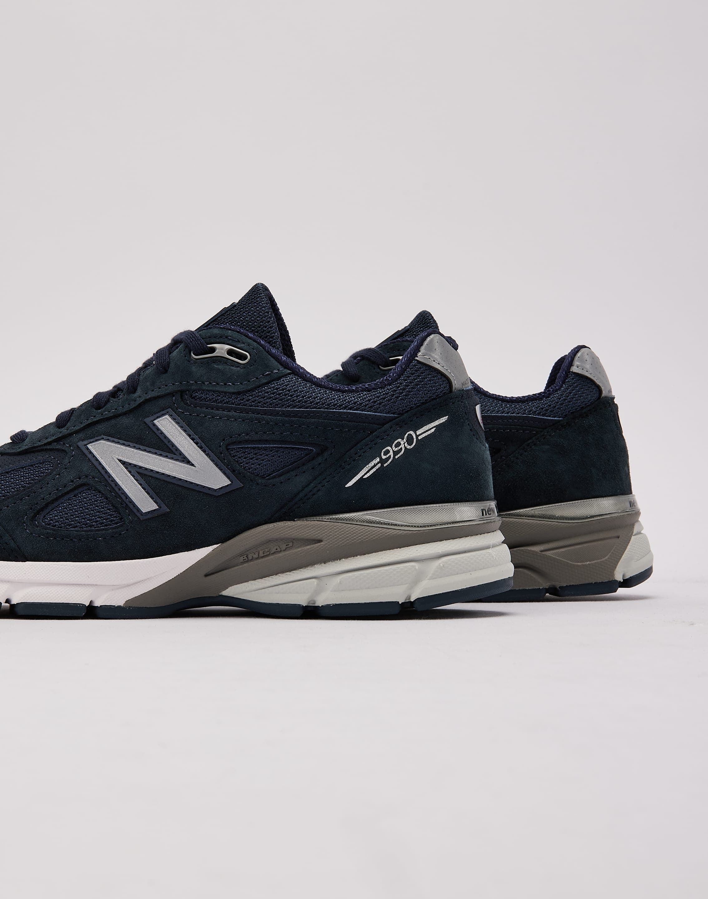 New Balance MADE in USA 990v4
