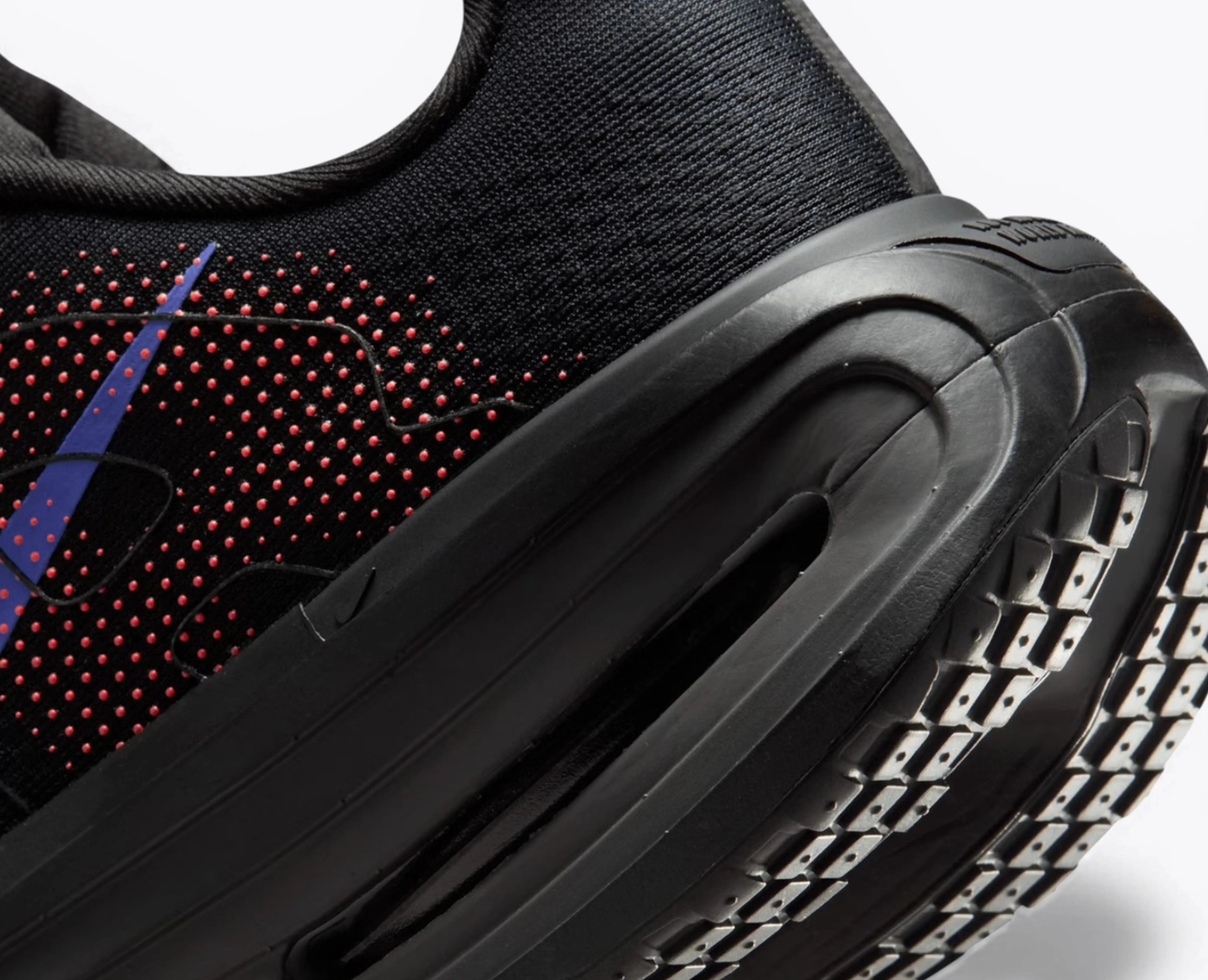 Nike Vomero Premium Black Sapphire Hot Lava