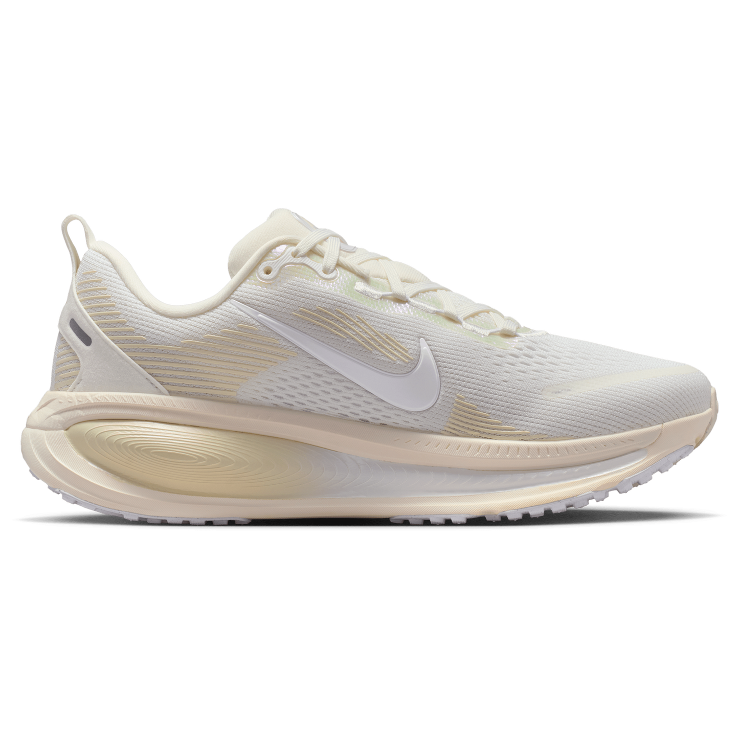Nike Vomero 18 ESS - Women's - Summit White/White/Chalk