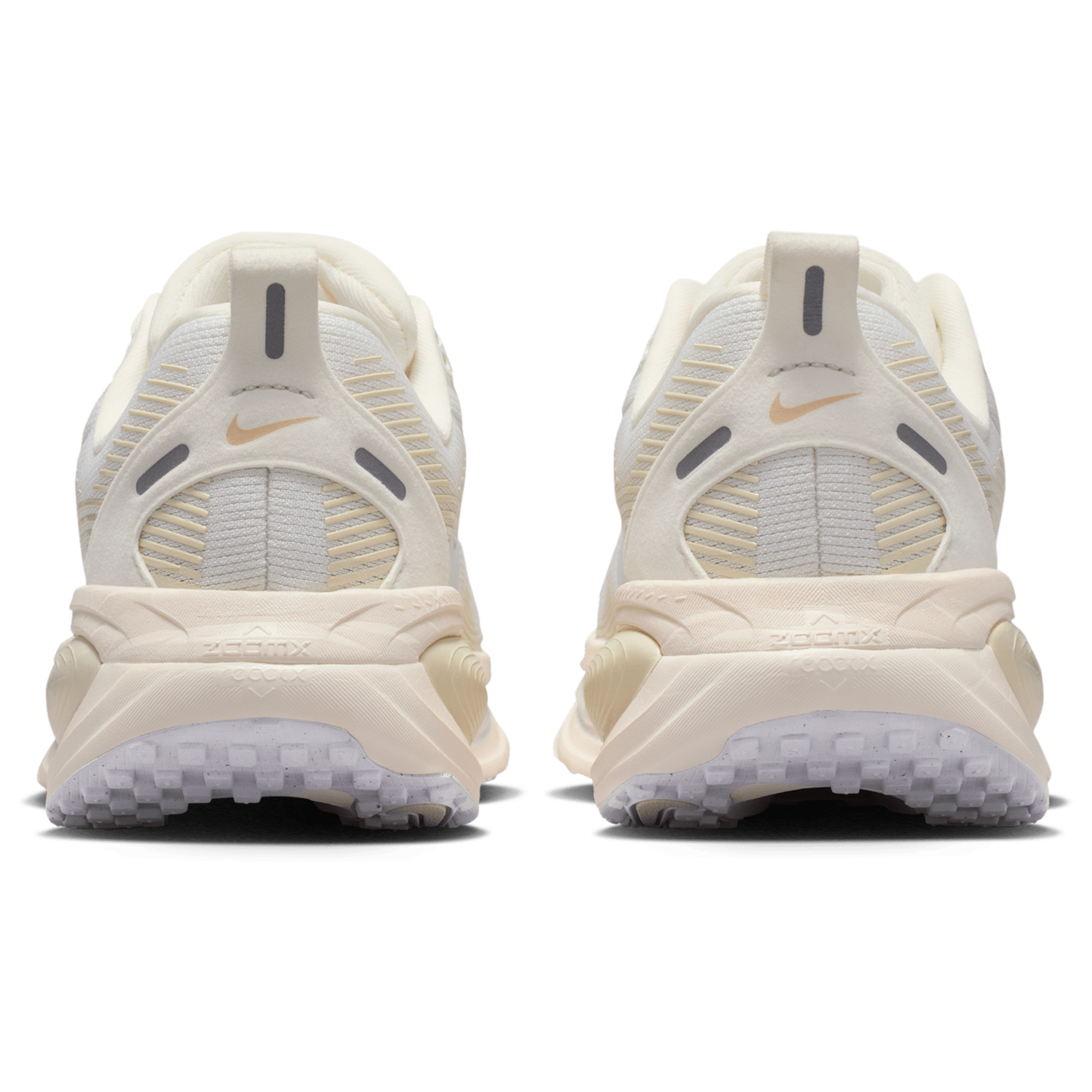 Nike Vomero 18 ESS - Women's - Summit White/White/Chalk