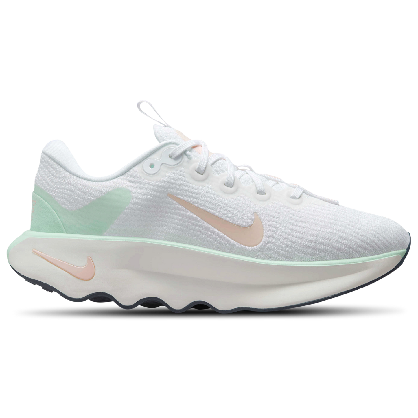 Nike Motiva  - Women's - White/Sunset Tint/Mint Foam