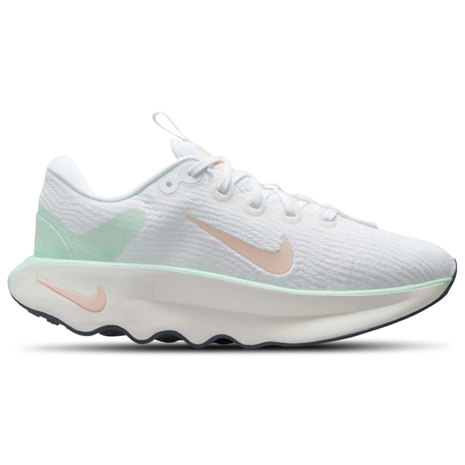 Nike Motiva  - Women's - White/Sunset Tint/Mint Foam