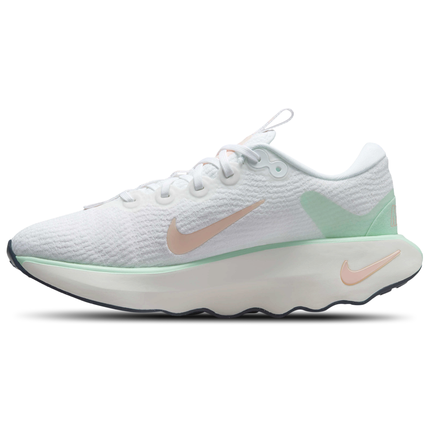 Nike Motiva  - Women's - White/Sunset Tint/Mint Foam