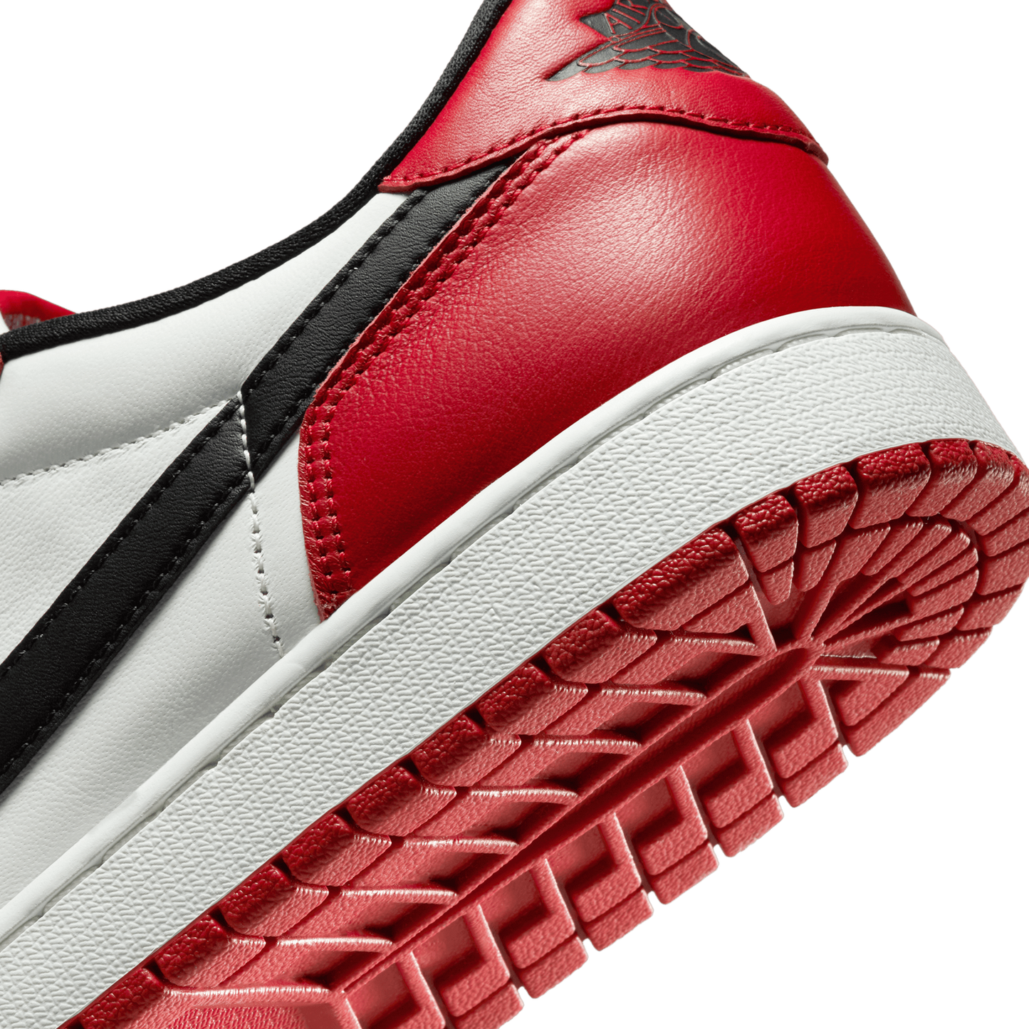Jordan AJ 1 Retro Low OG - Men's - White/Red/Black