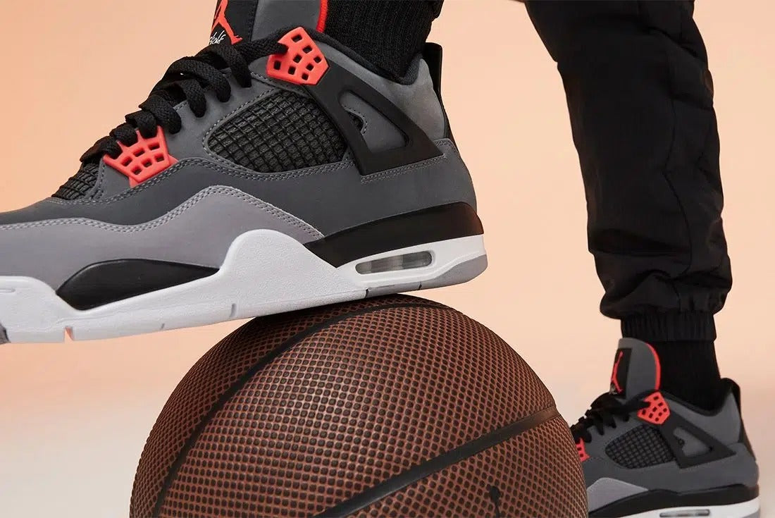 Nike Air Jordan 4 Retro Infrared