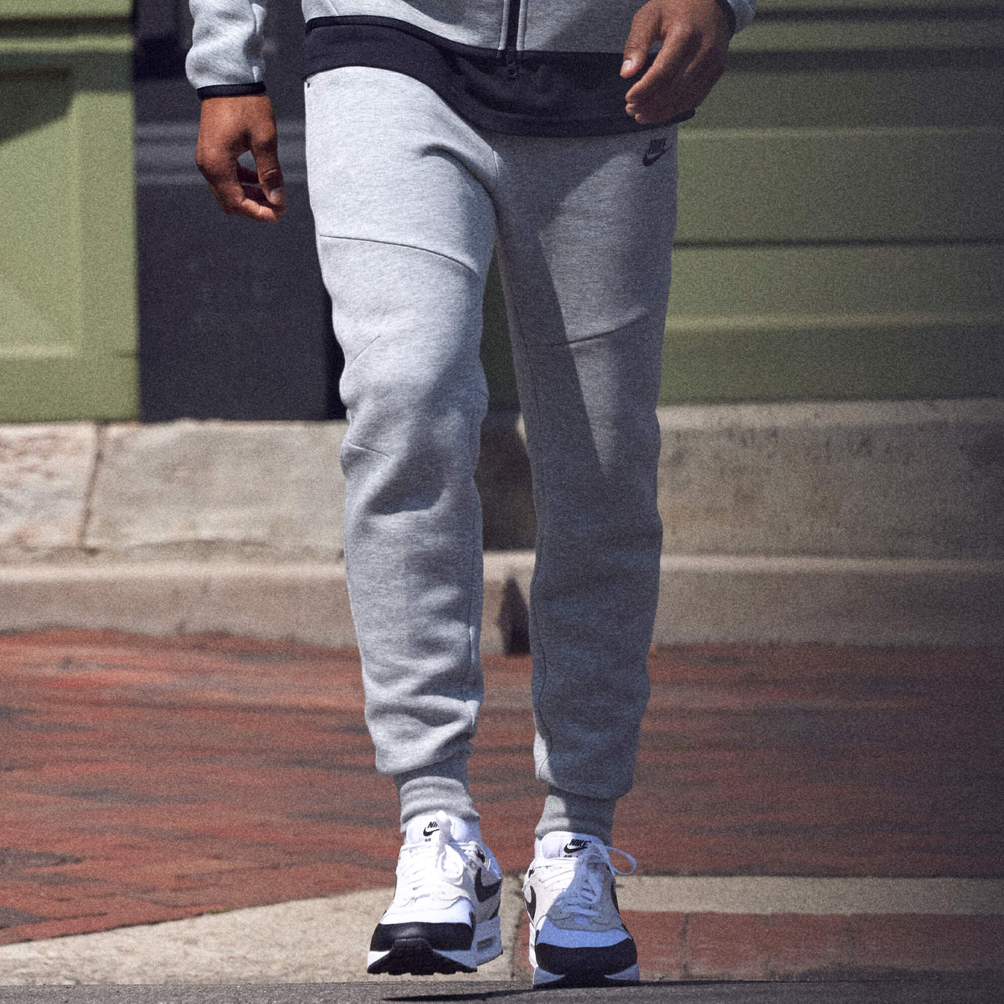 Nike Tech Fleece Jogger - Men's - Dark Grey Heather/Black