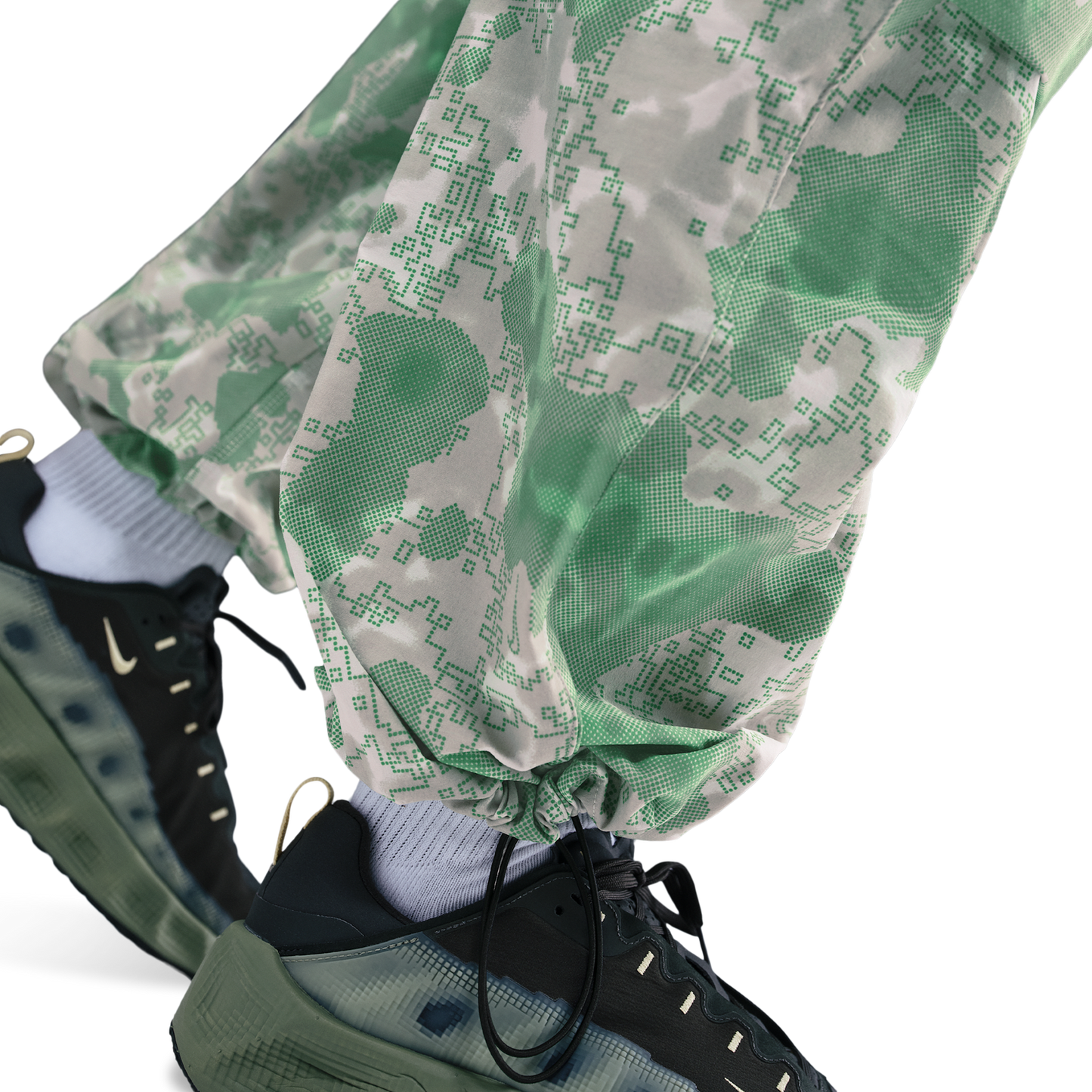 Nike Tech Woven Pant AOP - Men's - Black/Light Silver