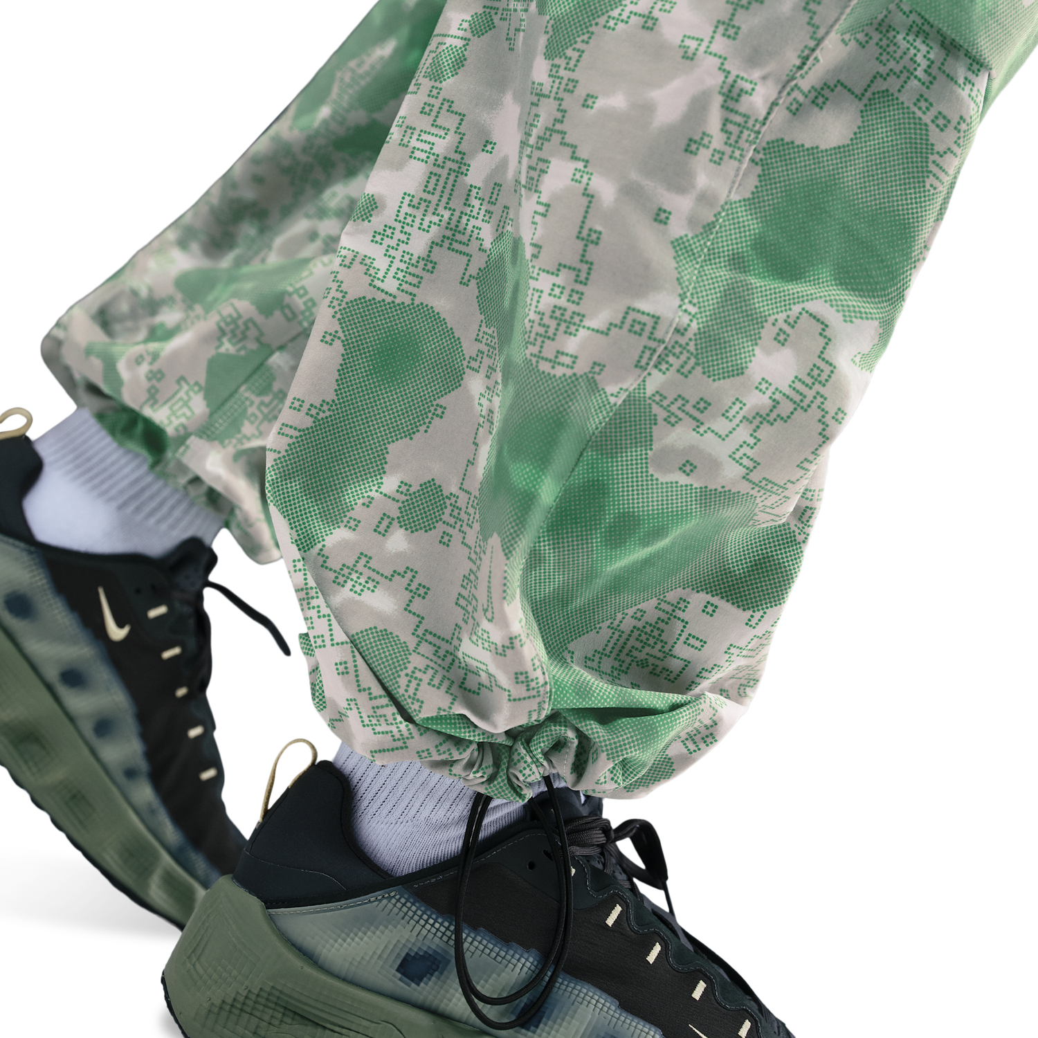 Nike Tech Woven Pant AOP - Men's - Black/Light Silver