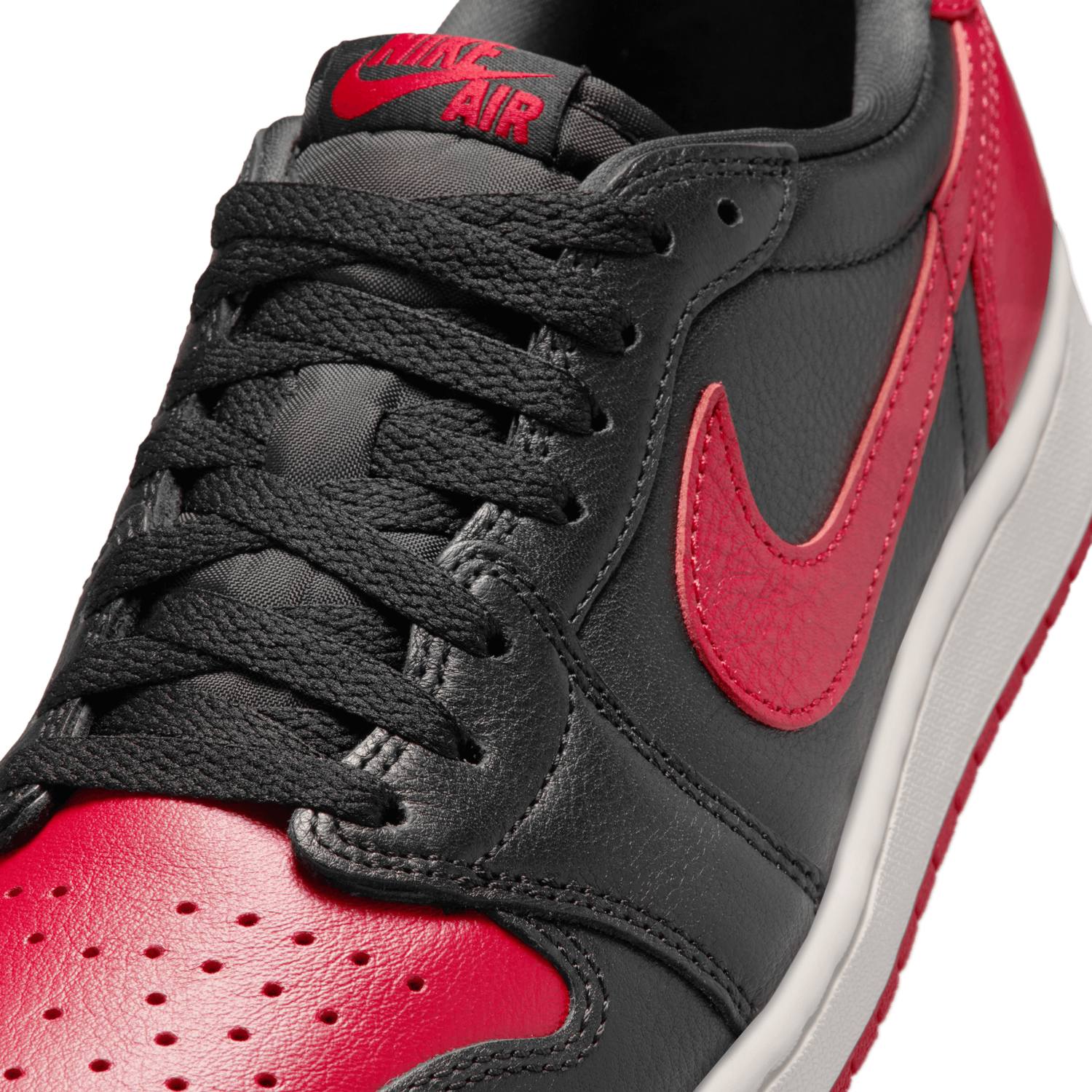 Jordan AJ 1 Retro Low OG 2 - Men's - Black/Black/Varsity Red