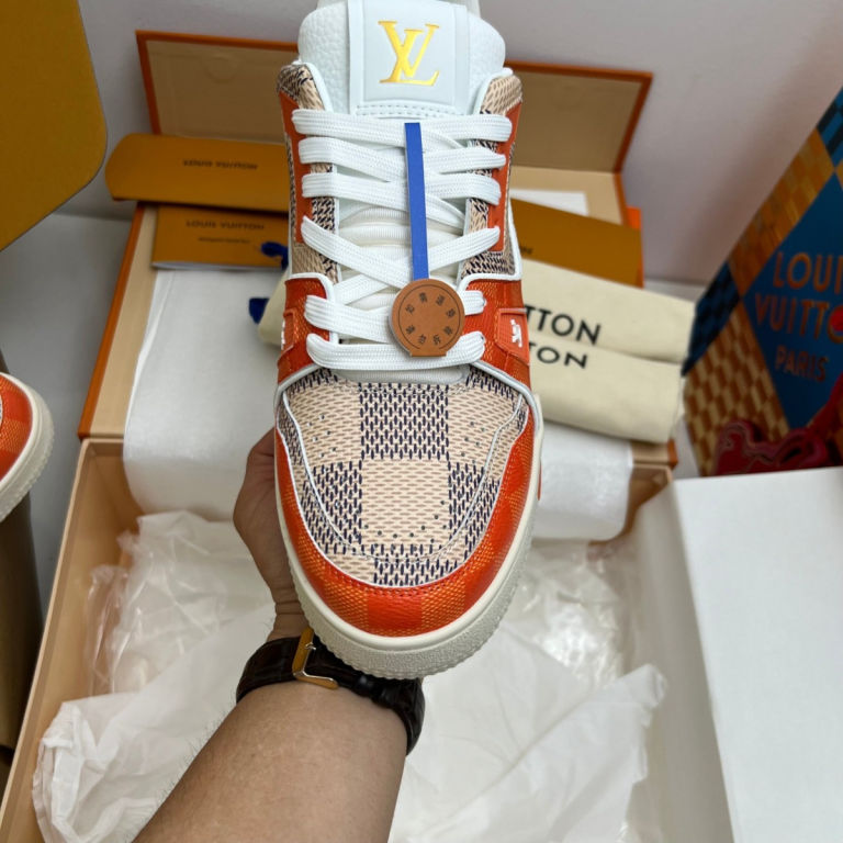 Louis Vuitton LV Trainer #54 Sneakers Orange