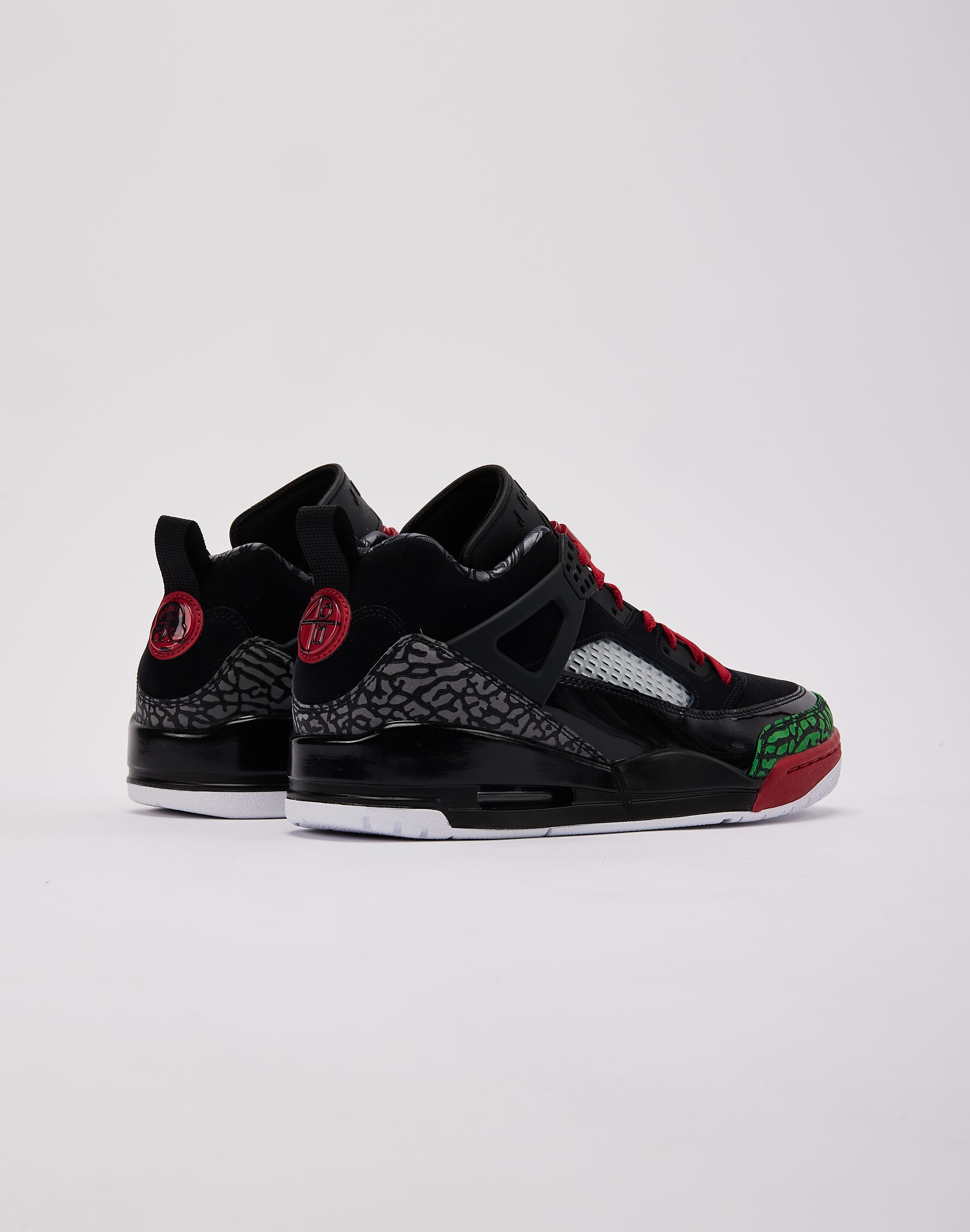 Jordan Spizike Low