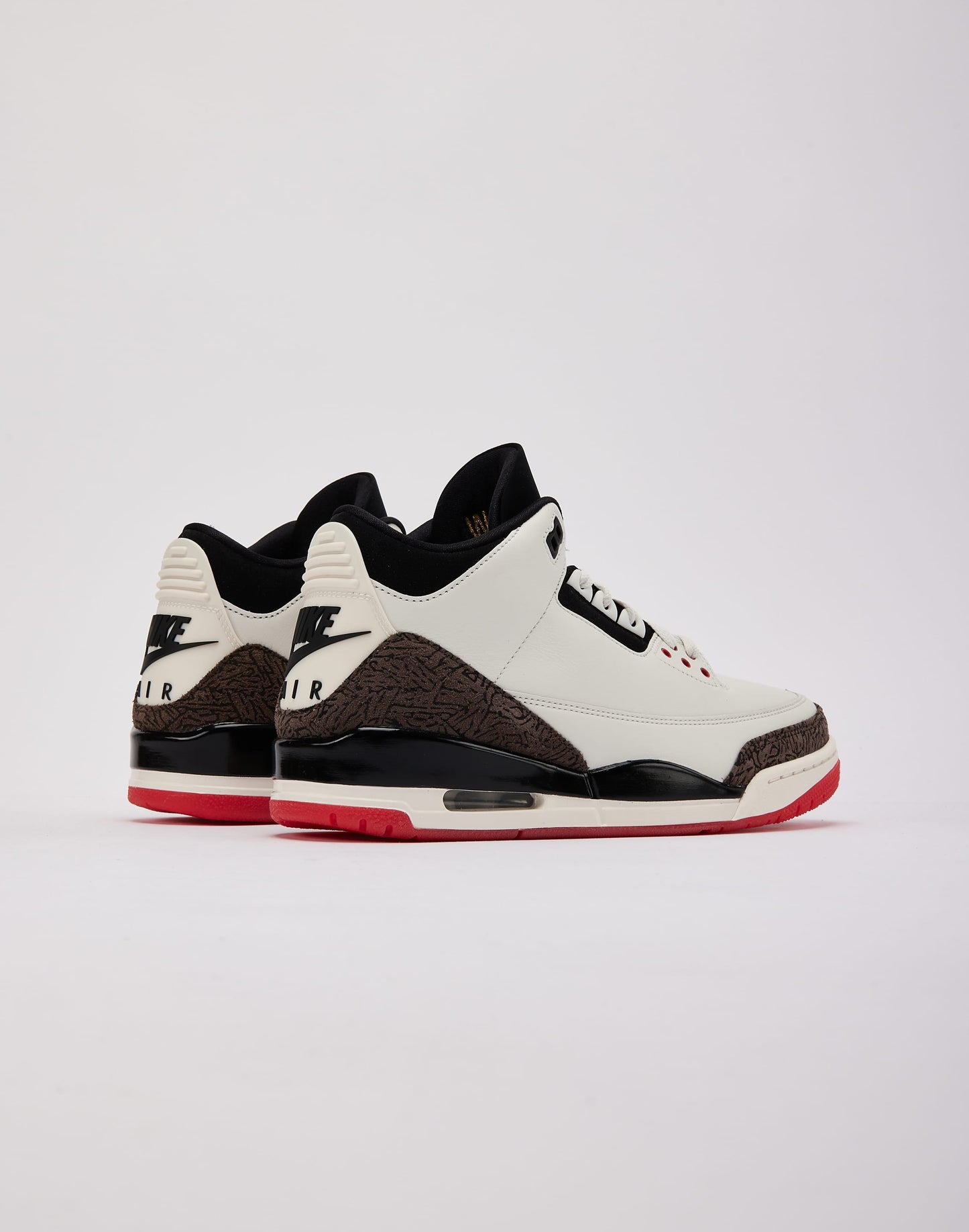 Jordan Air Jordan 3 Retro 'Sail and University Red'