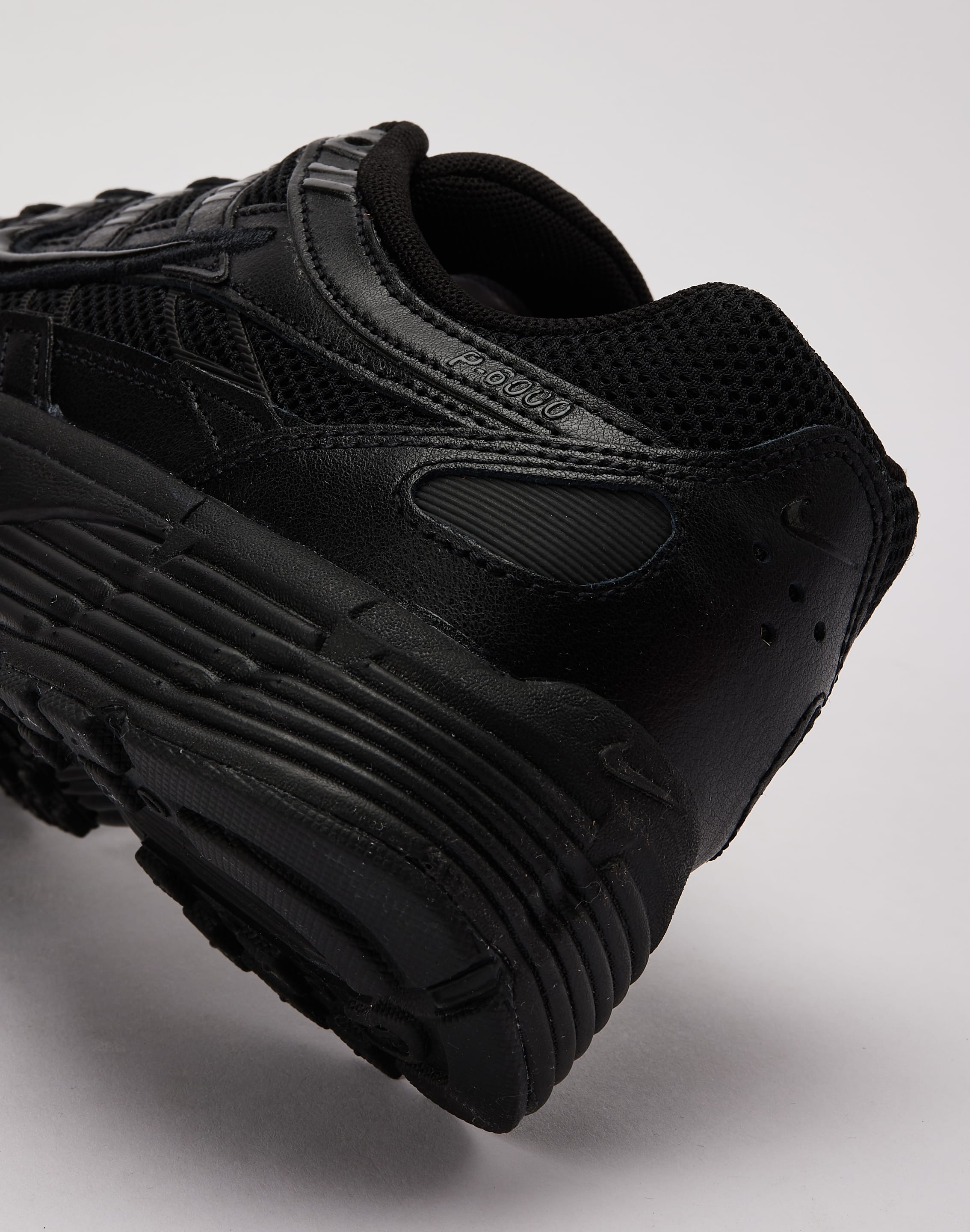 Nike P-6000